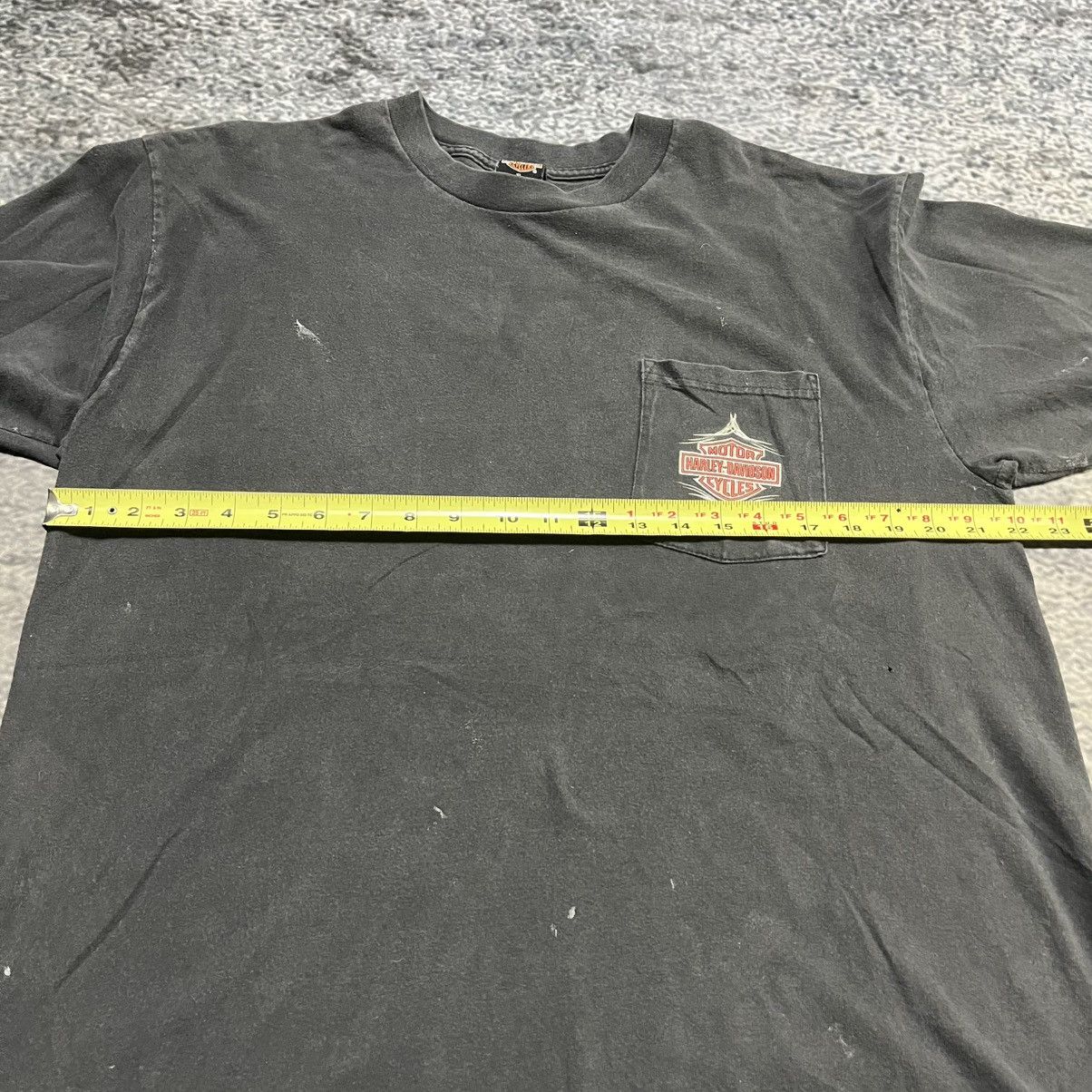 Harley Davidson VINTAGE BLACK FADED HARLEY DAVIDSON DISTRESSED POCKET TEE Size US XL / EU 56 / 4 - 8 Thumbnail