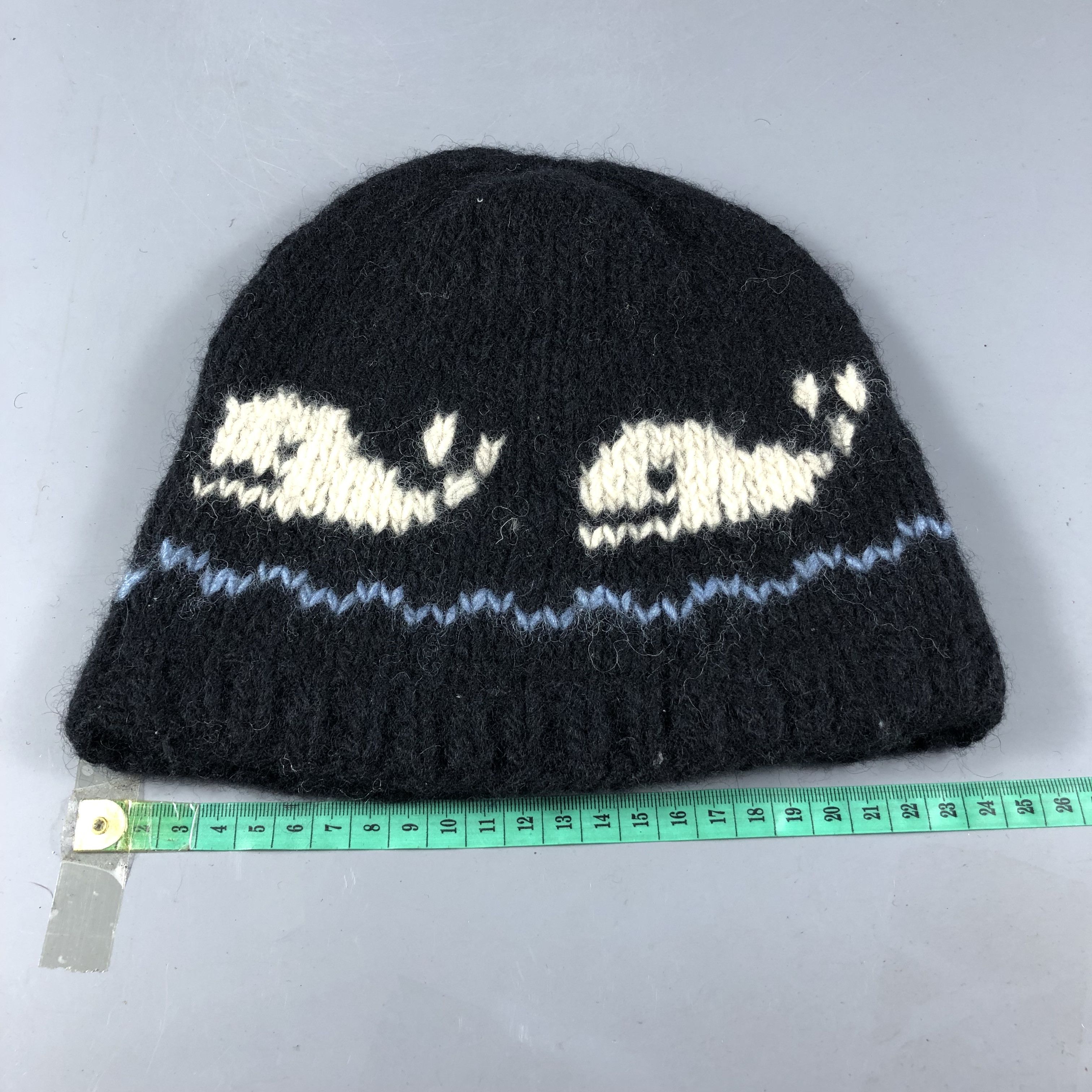 Japanese Brand Whales Design Knit Wool Beanie Snowcap Snow Hat B715 Size ONE SIZE - 4 Thumbnail