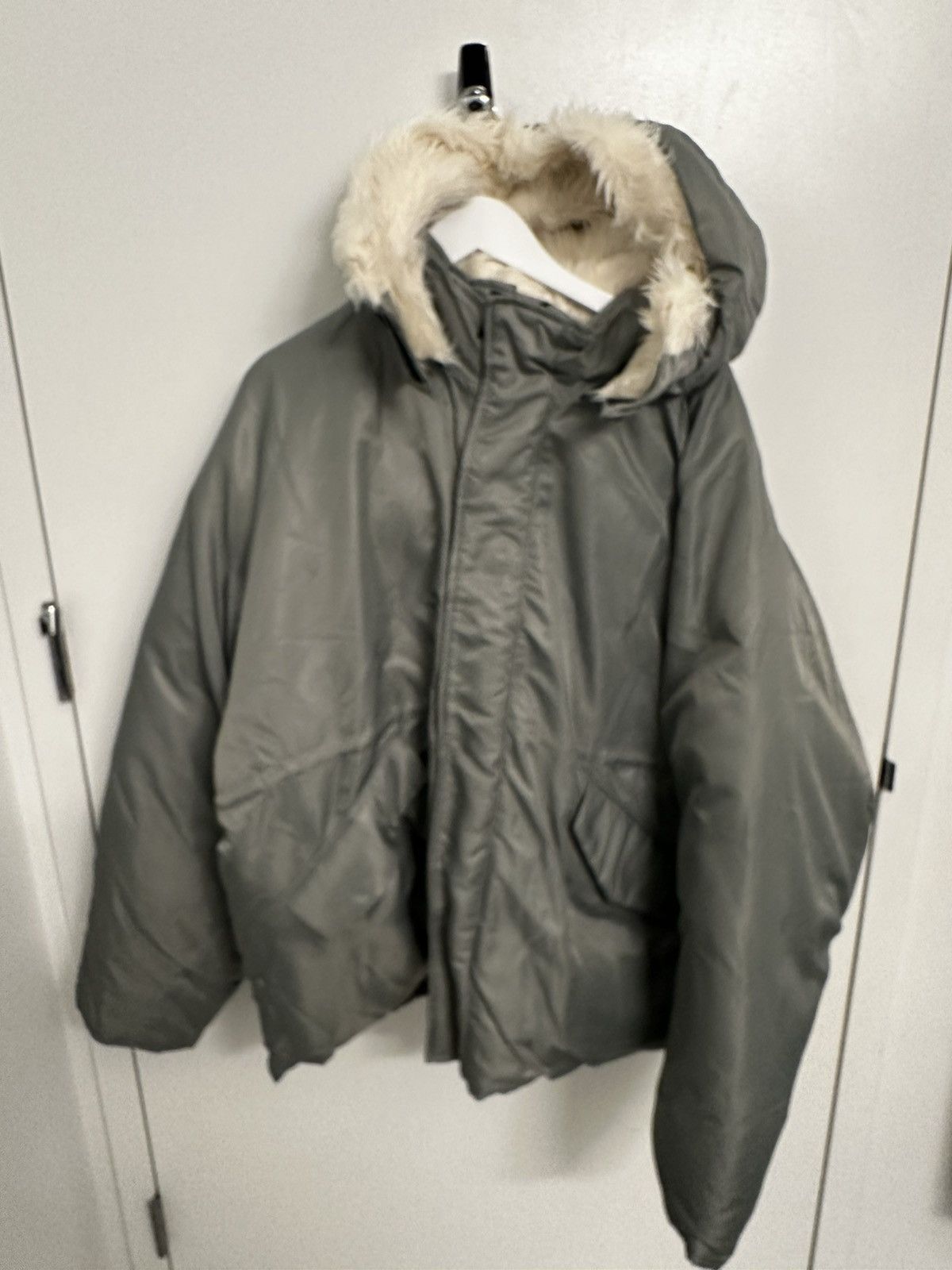 Yeezy Green Yeezy Parka (PK-01, Size 3) Size US XL / EU 56 / 4 - 1 Thumbnail