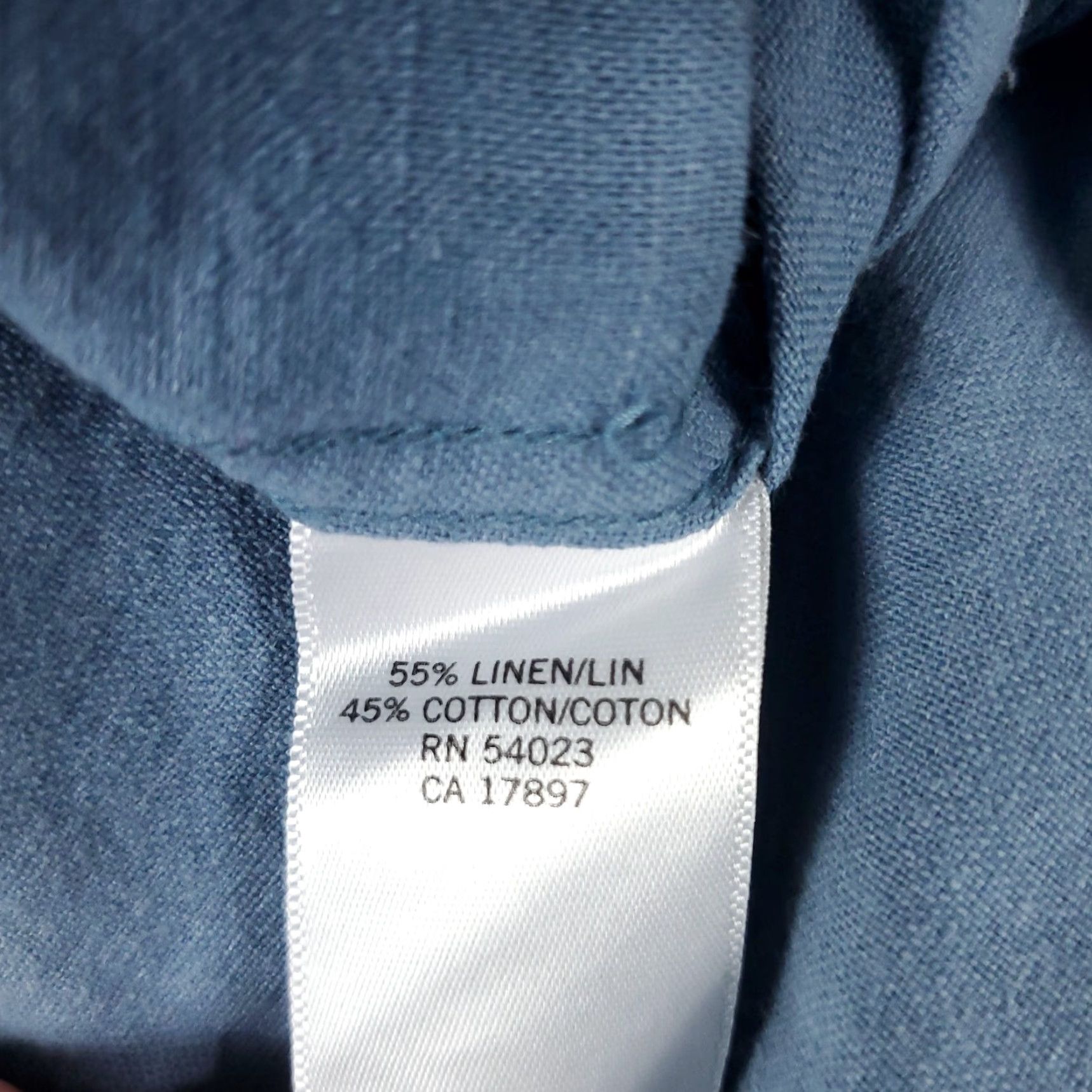 Banana Republic Banana Republic Shirt Mens Large Blue Casual Button Up Long Sleeve Cotton Woven Regular Button-Up Casual Business Formal Wedding Workwear 90s? Size US L / EU 52-54 / 3 - 7 Thumbnail