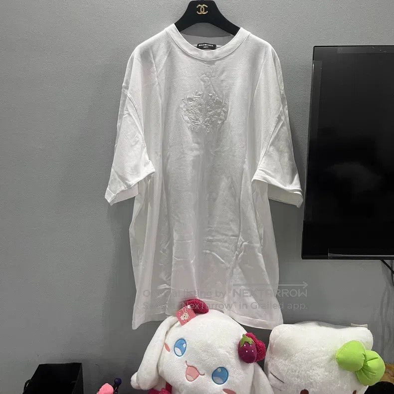 Balenciaga Balenciaga White Logo-Free T-Shirt Size US XS / EU 42 / 0 - 1 Thumbnail