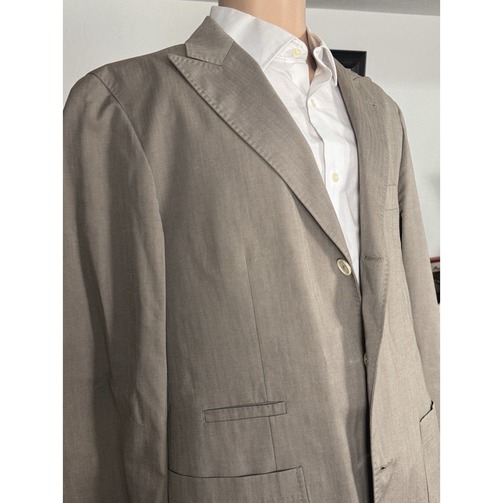 Brunello Cucinelli BRUNELLO CUCINELLI 52/42US Herringbone Peak Lapel SportCoat Size 42R - 7 Thumbnail