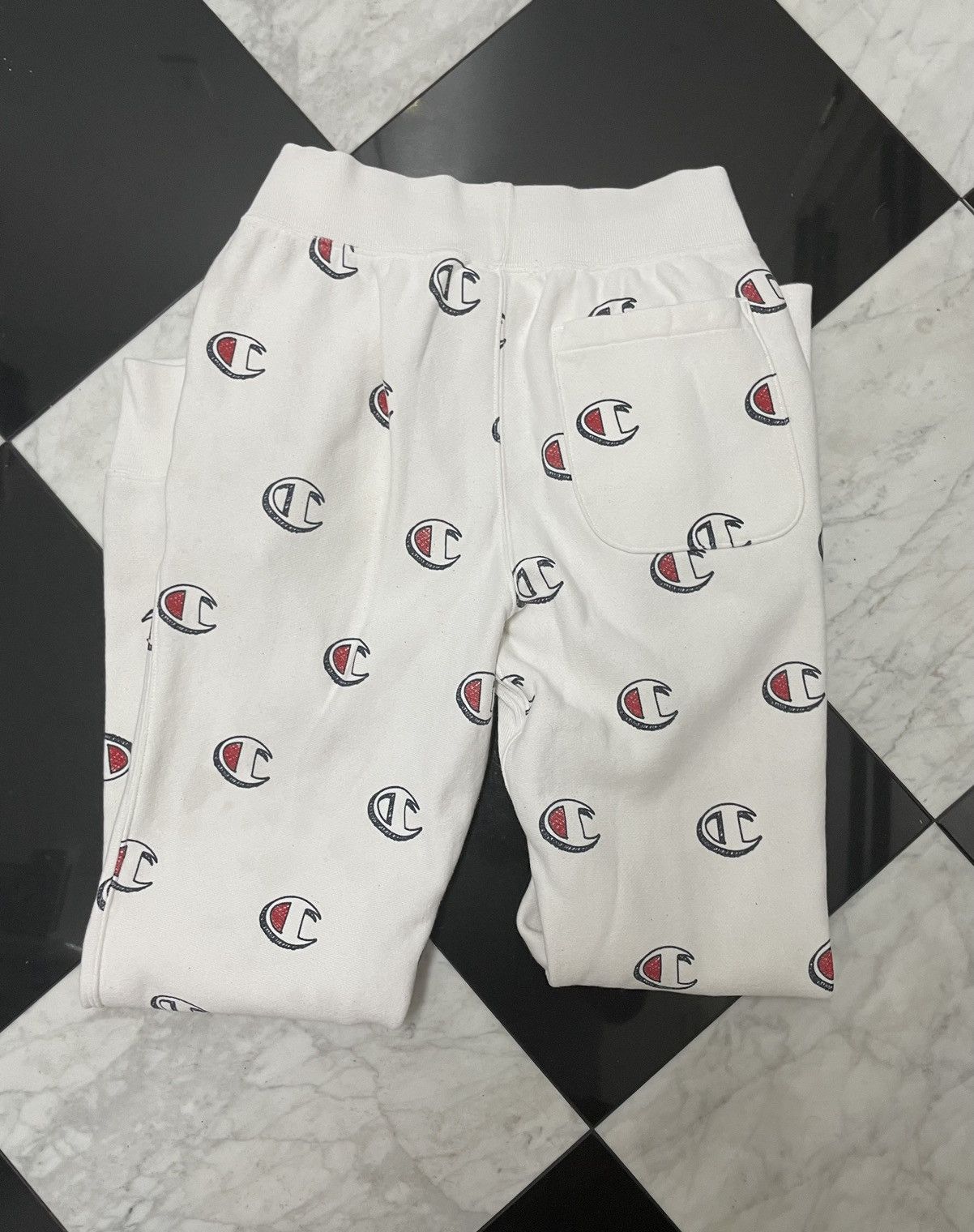 Champion 🔥 Vintage champion sweats size small Size US 26 / EU 42 - 3 Thumbnail