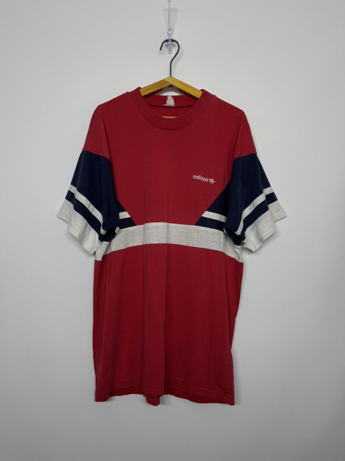 Adidas Vintage Y2k Adidas T-Shirt 90’s Size US L / EU 52-54 / 3 - 1 Thumbnail