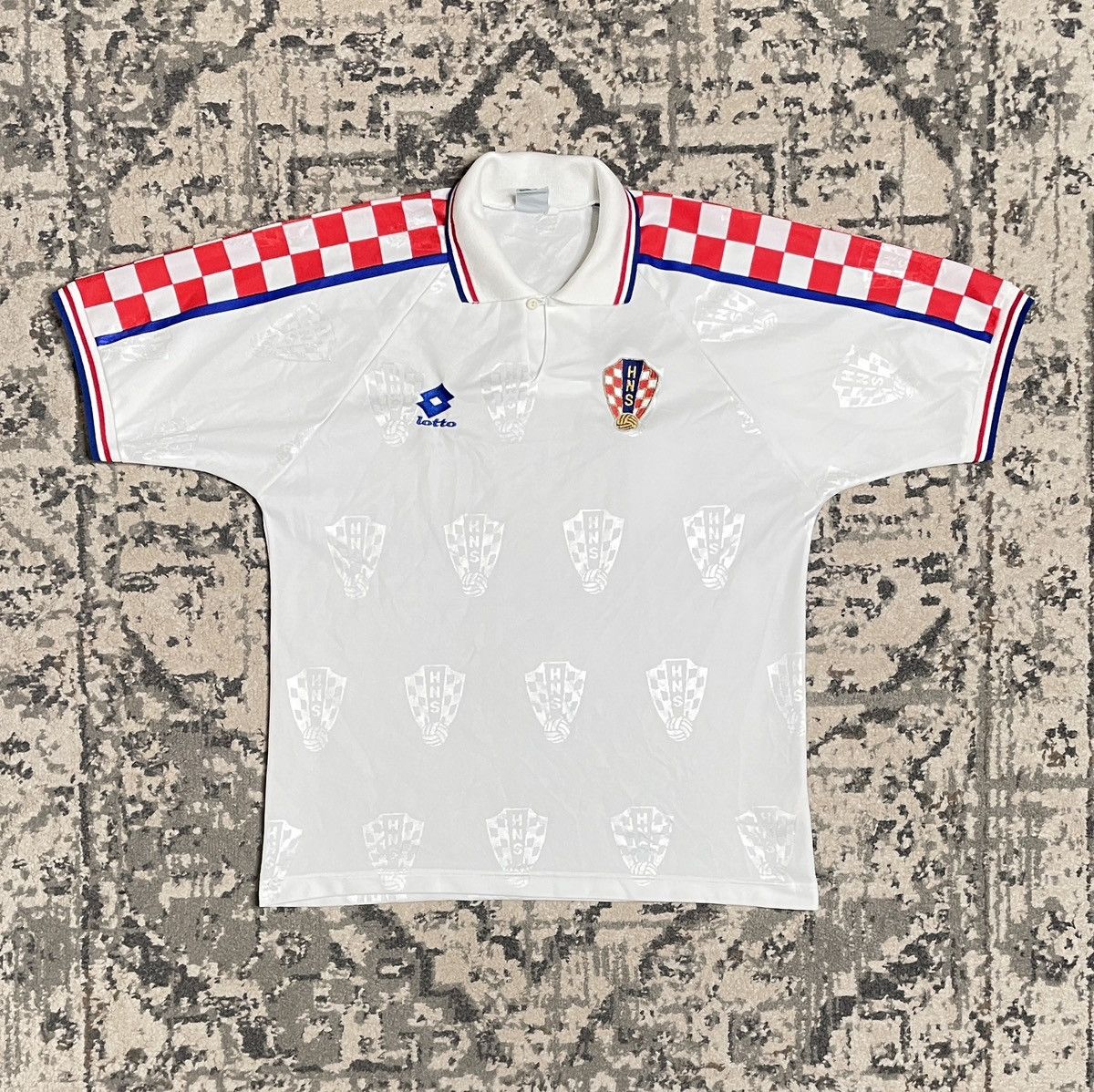 Maillot Domicile Croatie 1996 - Lotto - Taille XL - Signé Davor Suker - Très Bon état