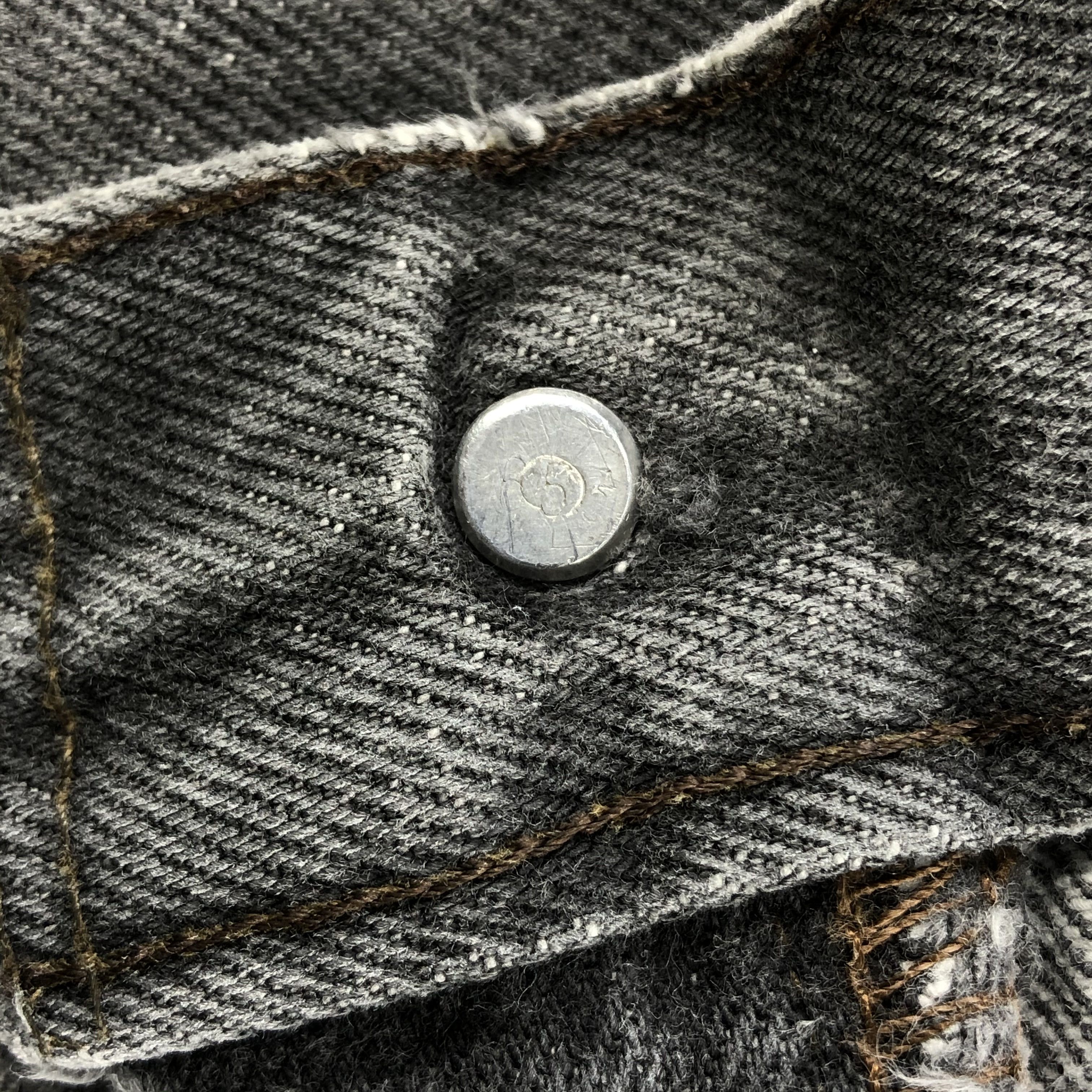 Levi's × Vintage Vintage 90s Sunfaded Levis 501 Jeans-JM2224 Size US 31 - 14 Thumbnail