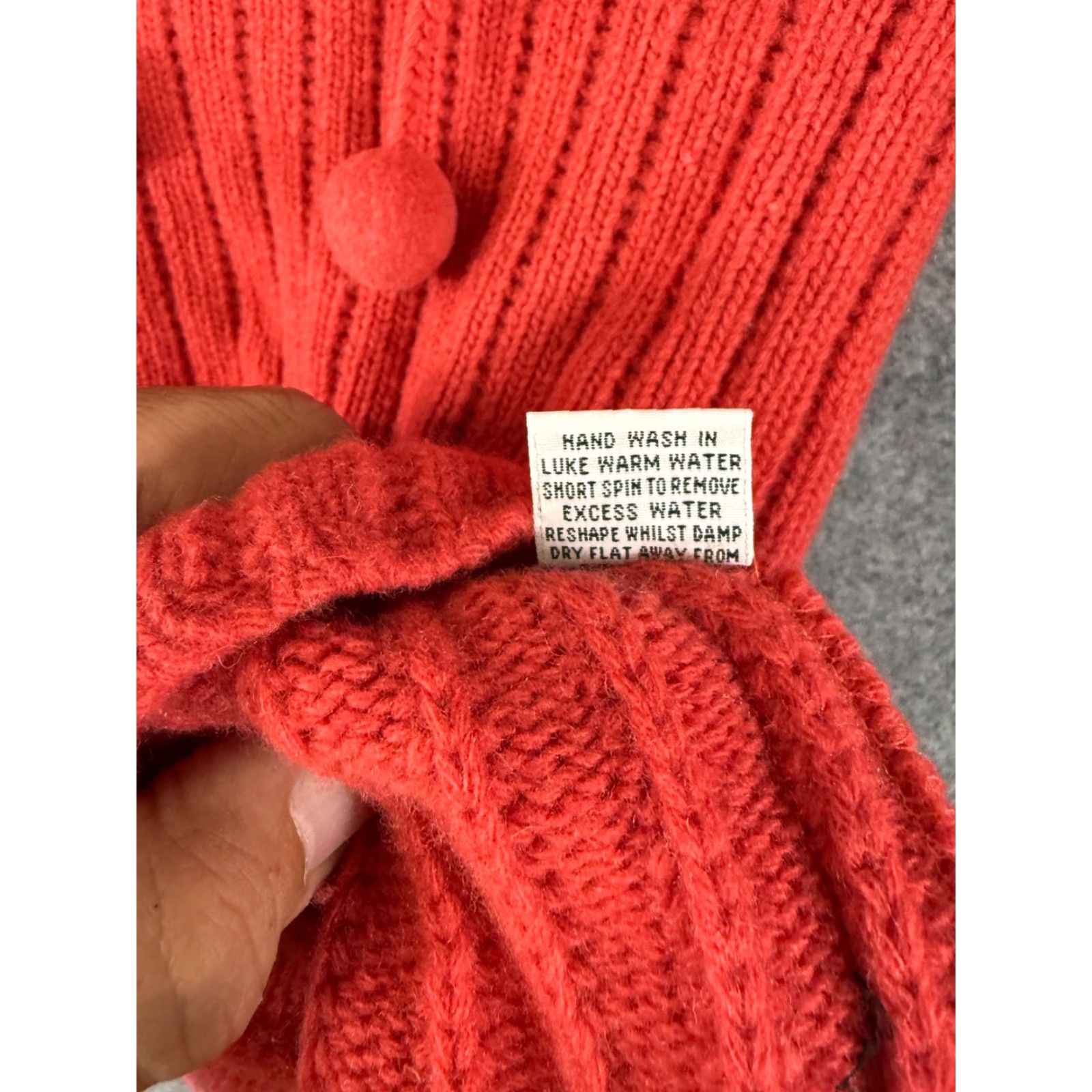 Boden Boden Sweater Womens M Red Raglan Sleeve Ribbed Knit Tie Neck Pom Pom Vintage Sweater Pullover Winter Womens M Red Raglan Sleeve Size M / US 6-8 / IT 42-44 - 6 Thumbnail