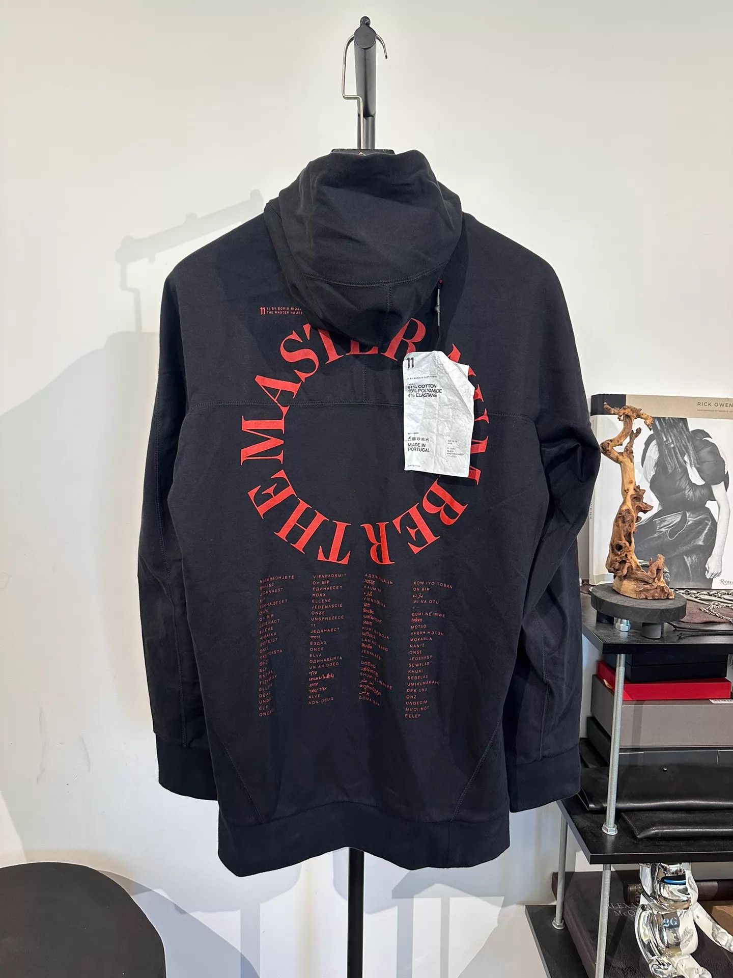 Boris Bidjan Saberi BBS 11by bbs H1B print mask hoodie BNWT L Size US L / EU 52-54 / 3 - 1 Thumbnail