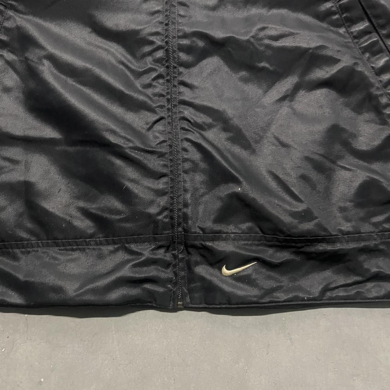 Nike Crazy Vintage Y2K/2000s Nike Black Essential Swoosh WindBreaker Hoodie! Size US XXL / EU 58 / 5 - 2 Thumbnail