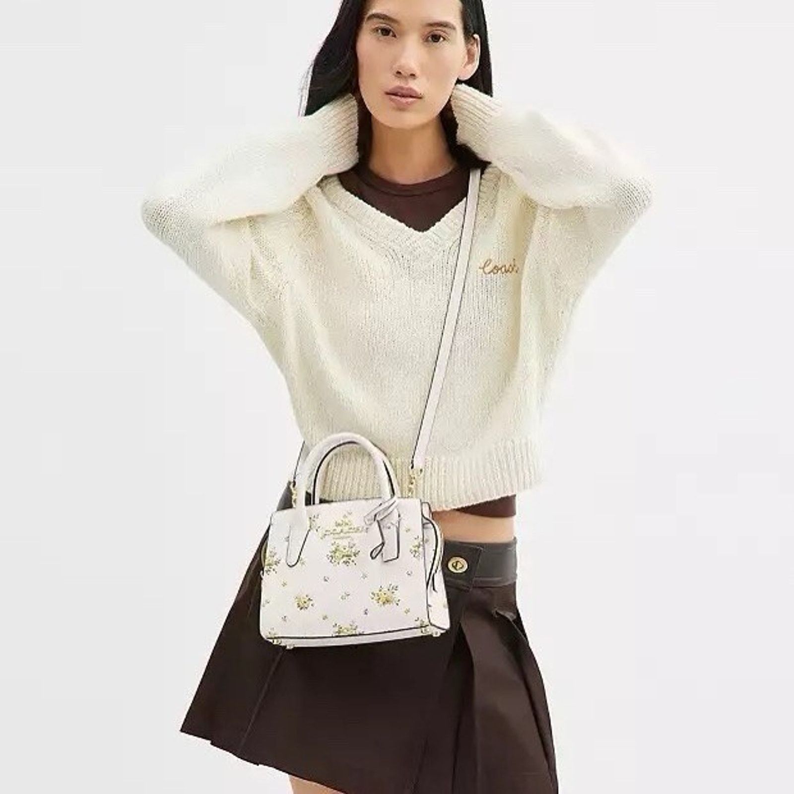 Coach NWT COACH Andrea Carryall Bag Floral Print CAL46 Gold/Chalk Size ONE SIZE - 8 Thumbnail