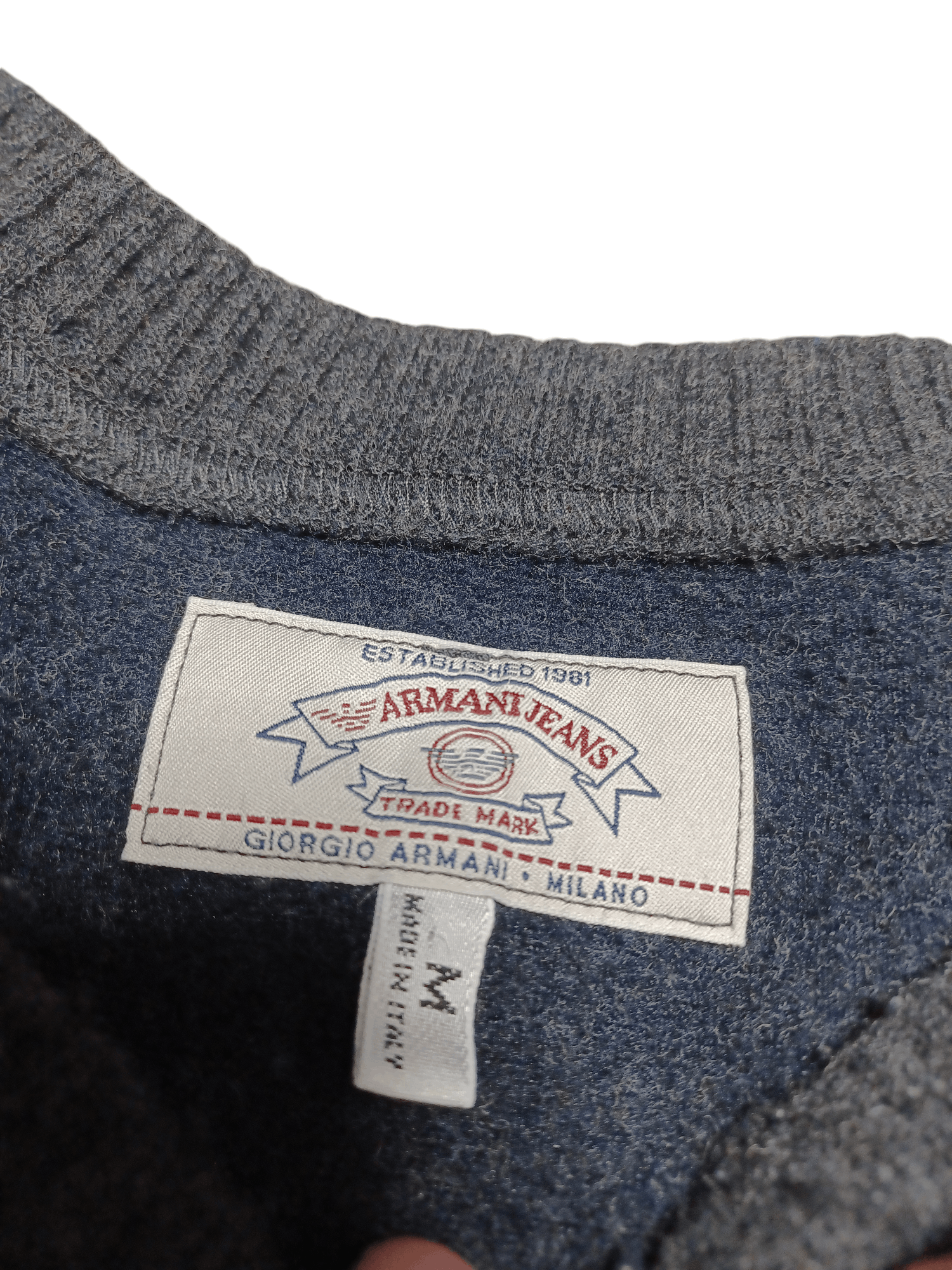 Armani VINTAGE ARMANI MADE IN ITALY LOGO WOOL SWEATER Size US M / EU 48-50 / 2 - 5 Thumbnail