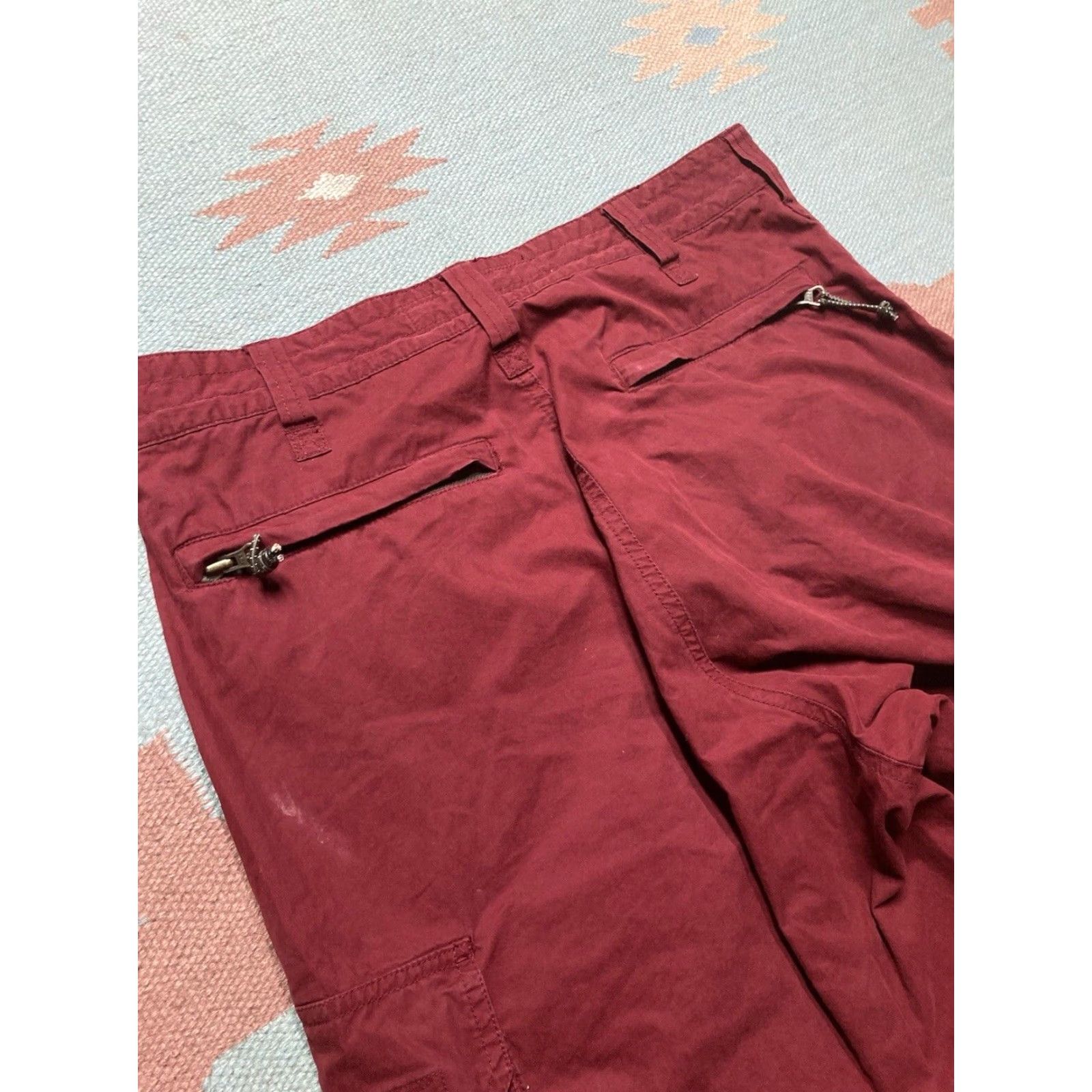 American Eagle Outfitters VINTAGE American Eagle Outfitters Cargo Shorts Men 33 Dark Red Baggy Wide Leg Skater 90s 00s Jeans? Size US 33 - 3 Thumbnail