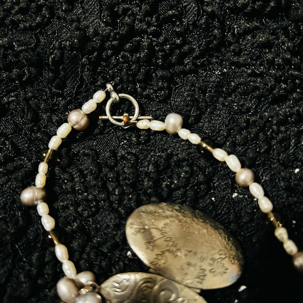 Designer Elegant Pearl and Locket Necklace Size ONE SIZE - 3 Thumbnail