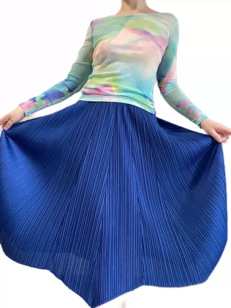 Issey Miyake Issey Miyake size:2 Blue petal-shaped skirt skirt Size 23" - 1 Thumbnail
