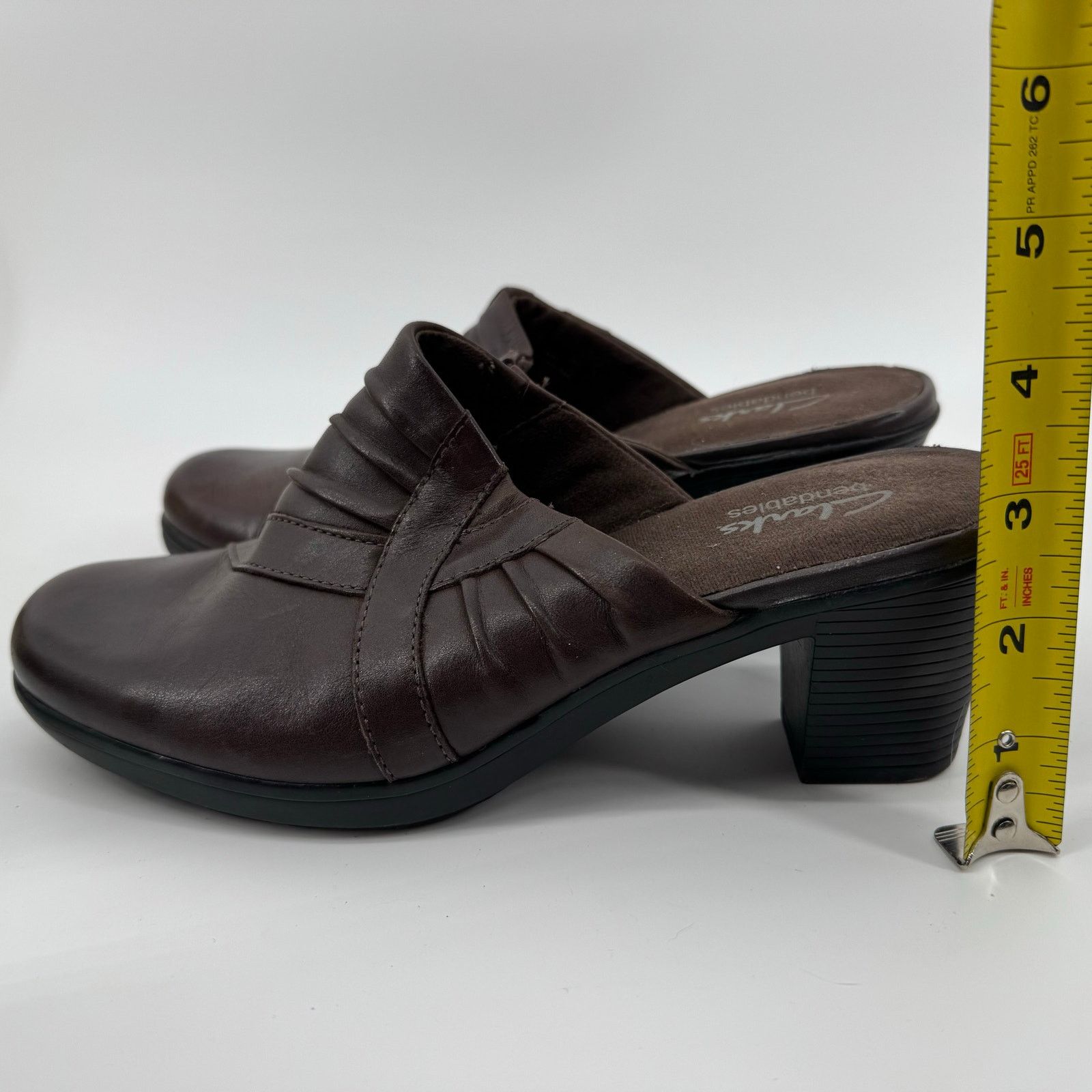 Clarks Clarks Bendables Brown Leather Mule Heels 7M Size US 7 / IT 37 - 10 Thumbnail