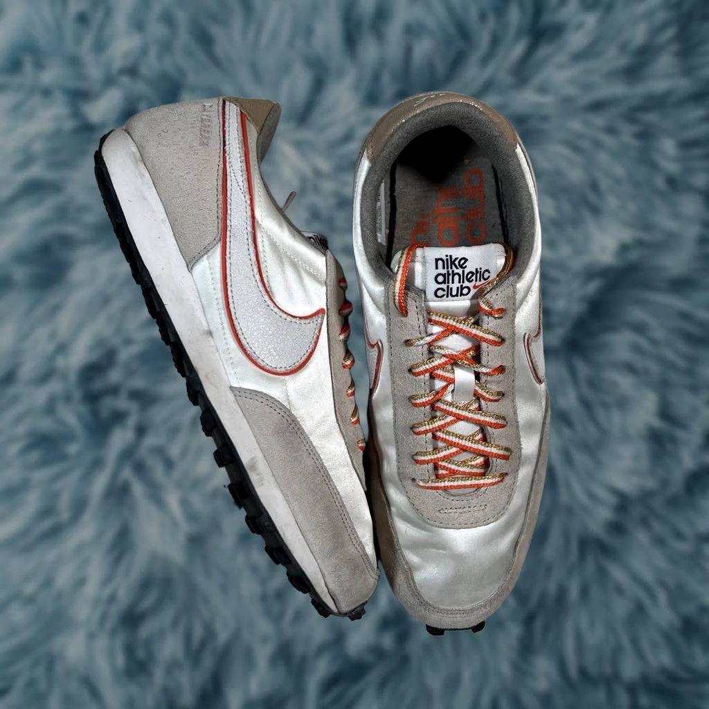 Nike VINTAGE? (no) [Assistant cannot determine vintage from data] Size US 9 / IT 39 - 1 Thumbnail
