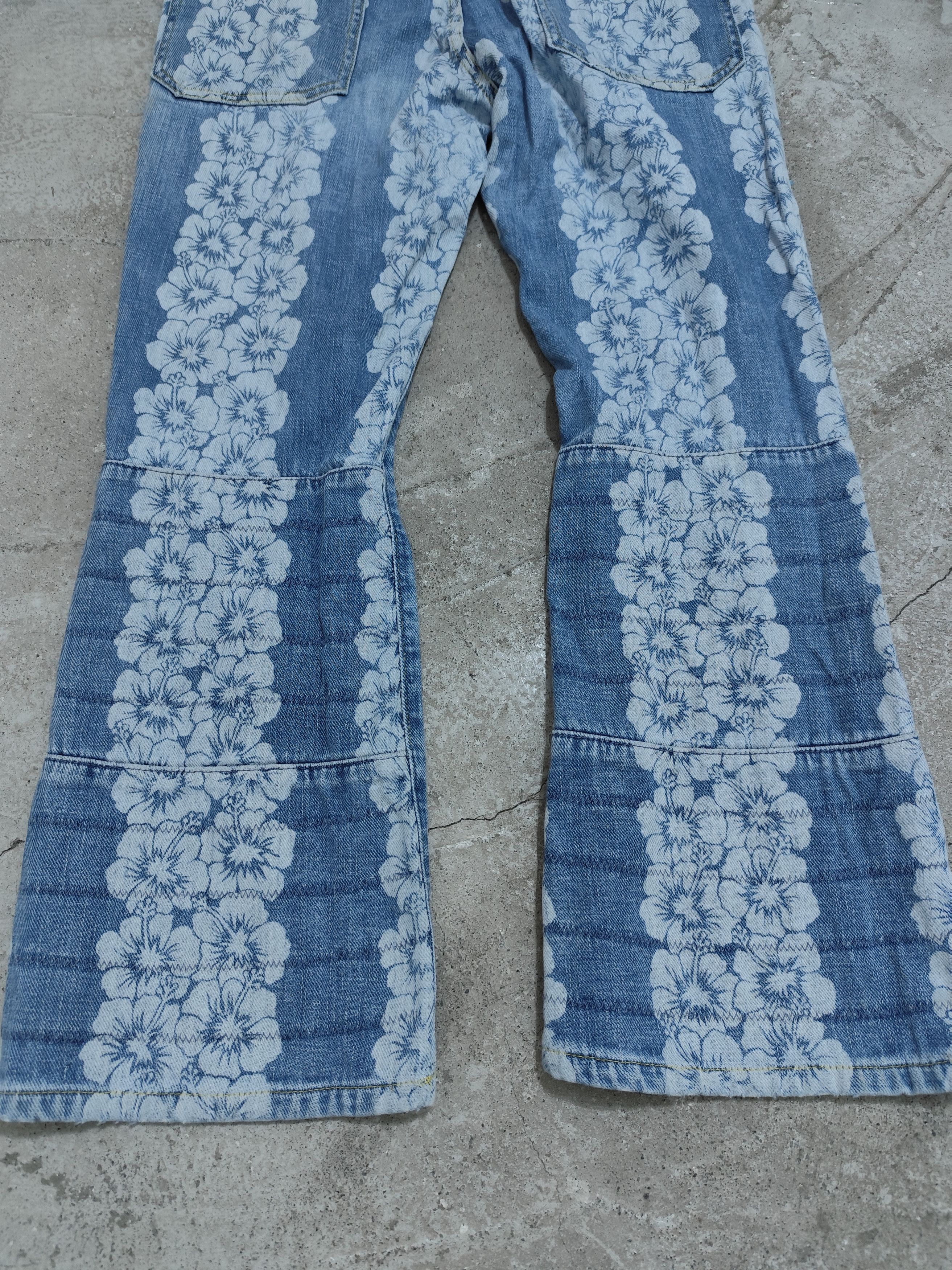 Hysteric Glamour Vintage Hysteric Glamour faded flared jeans Size 28" / US 6 / IT 42 - 6 Thumbnail