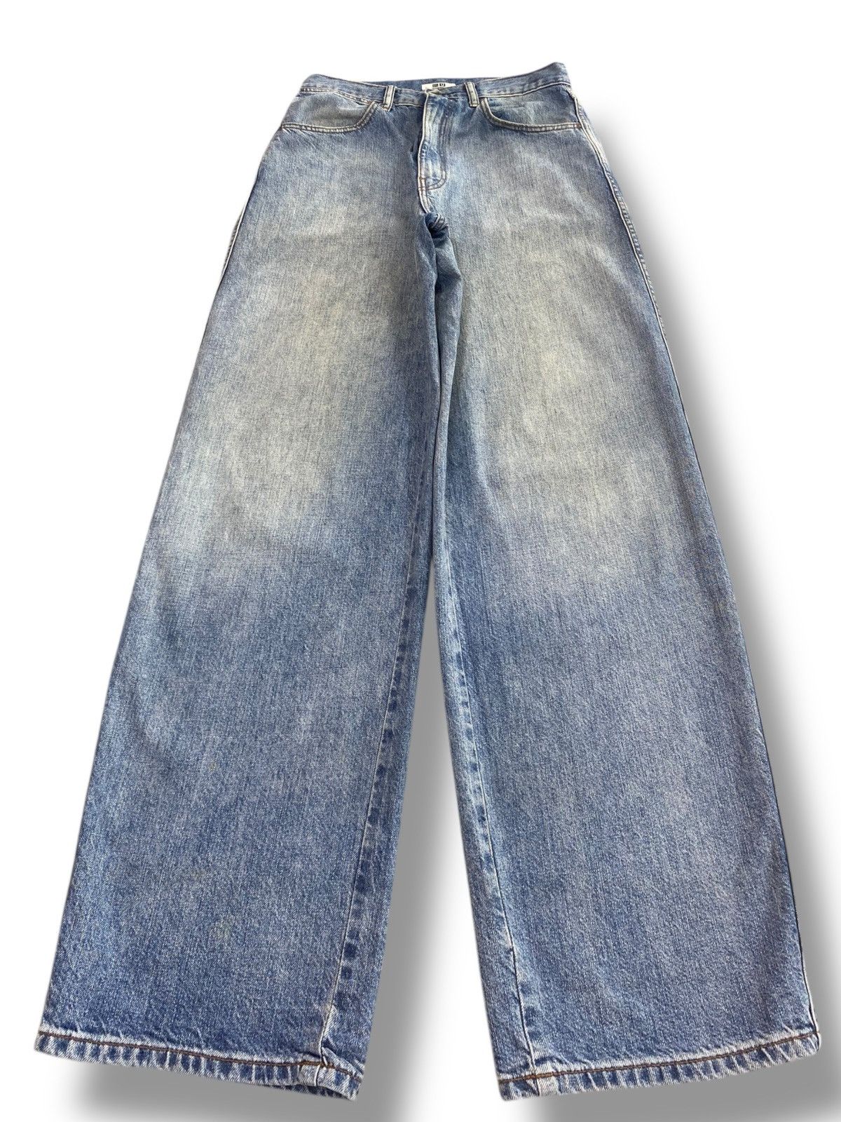 Uniqlo Uniqlo Faded Blue Wash Style Baggy Jeans Size US 30 / EU 46 - 1 Thumbnail