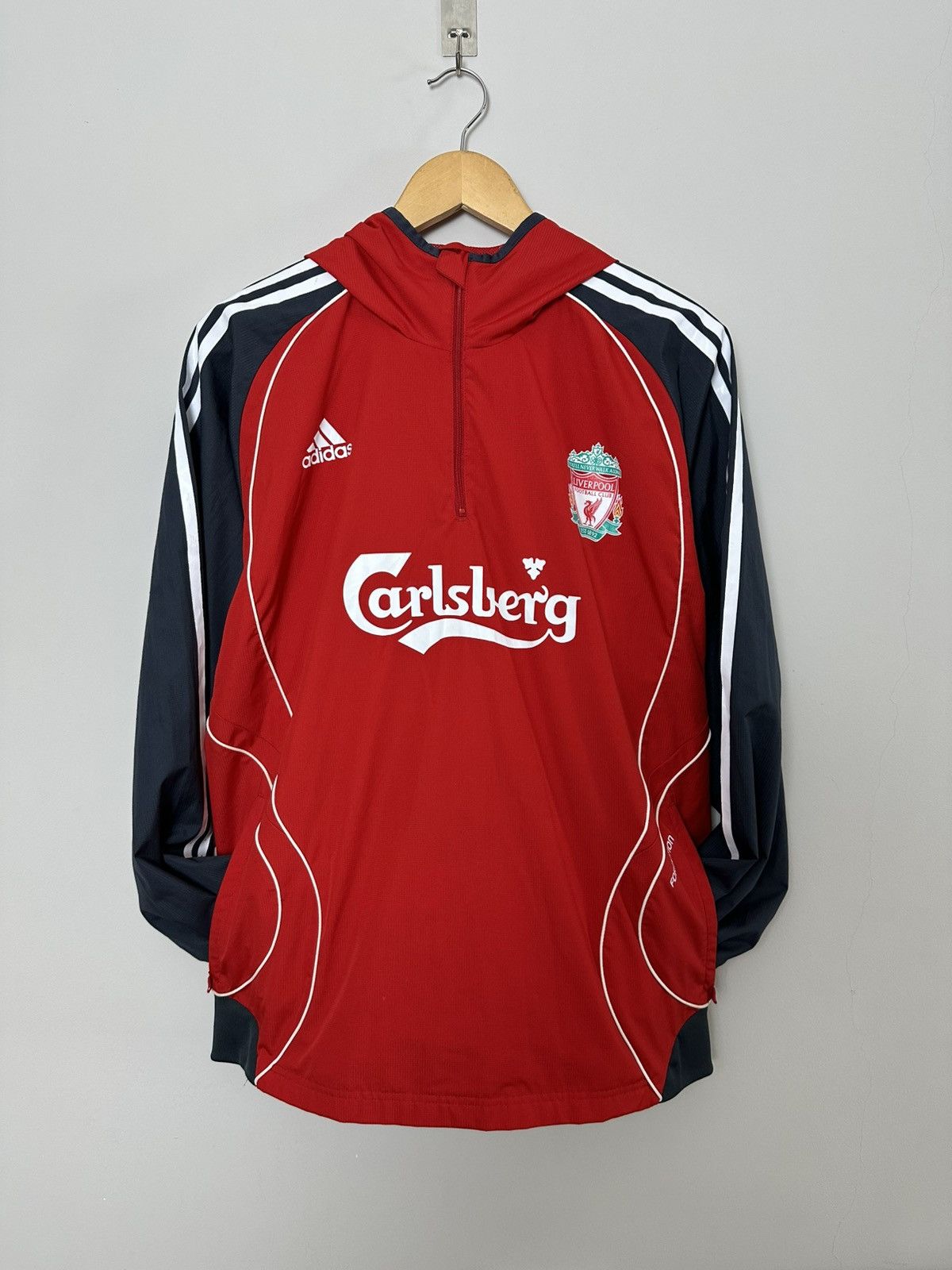 Adidas Liverpool 2006 2007 adidas track top hooded vintage jacket L Size US L / EU 52-54 / 3 - 1 Thumbnail