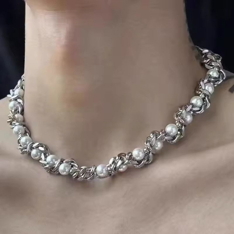 Jewelry Gothic Pearl Necklace Size ONE SIZE - 2 Thumbnail