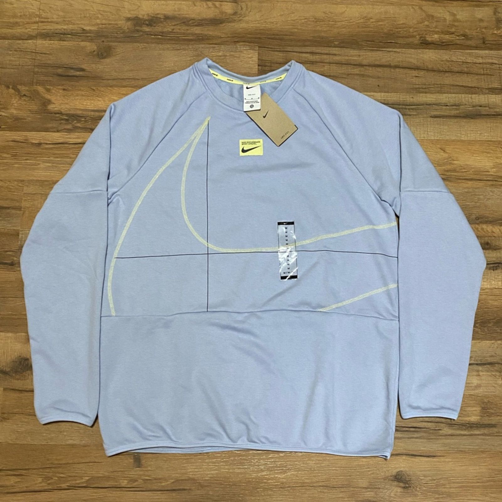 Nike Nike Center Swoosh Crewneck Size US M / EU 48-50 / 2 - 1 Thumbnail