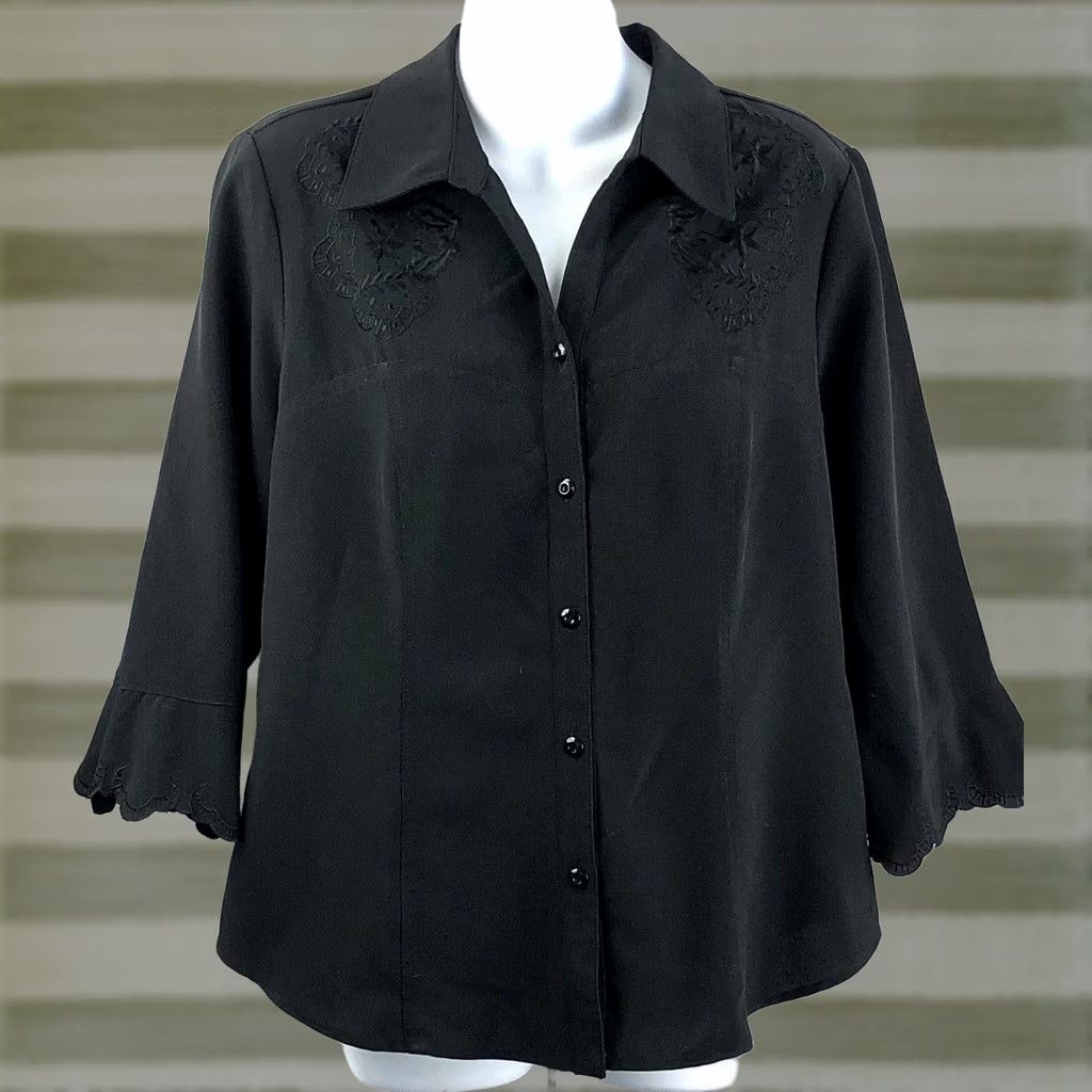 Vintage Covington Top Blouse M Black Embroidered Scalloped 3/4 Sleeve Button Up Womens Shirt Size M / US 6-8 / IT 42-44 - 1 Thumbnail