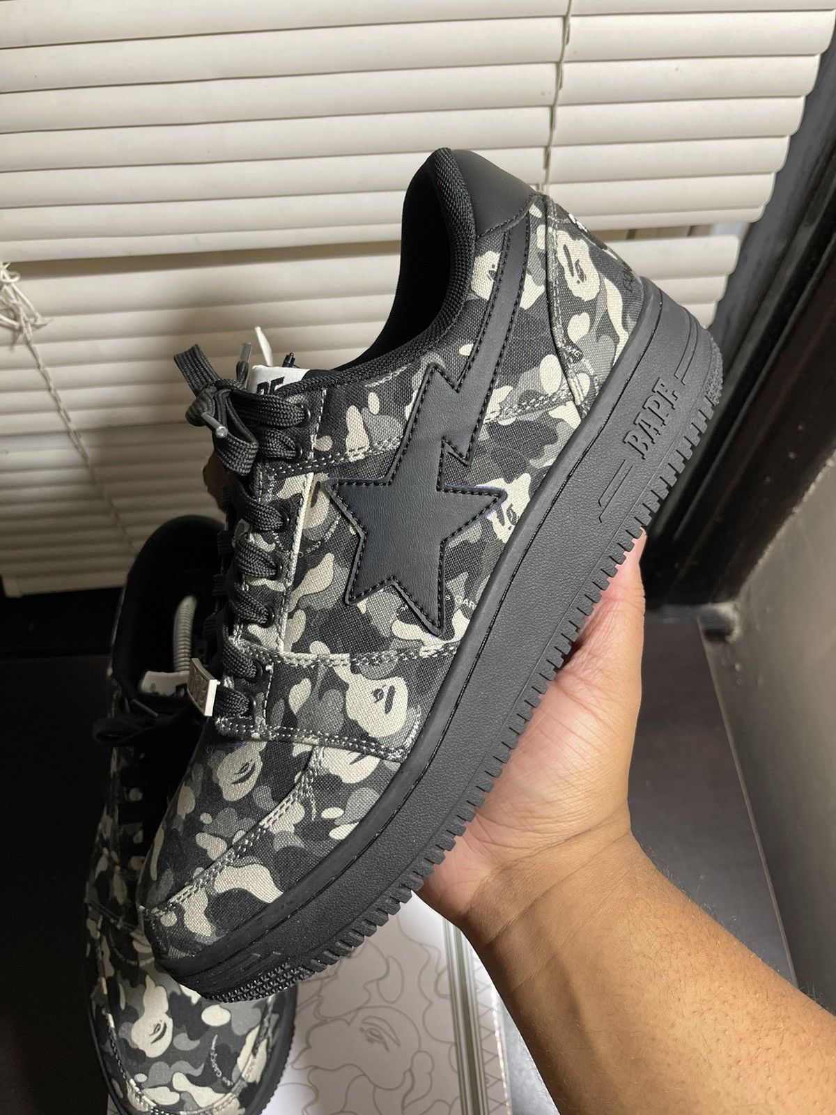 Bape × Comme des Garcons Bapesta Low Comme Des Garcons Size US 11 / EU 44 - 4 Thumbnail