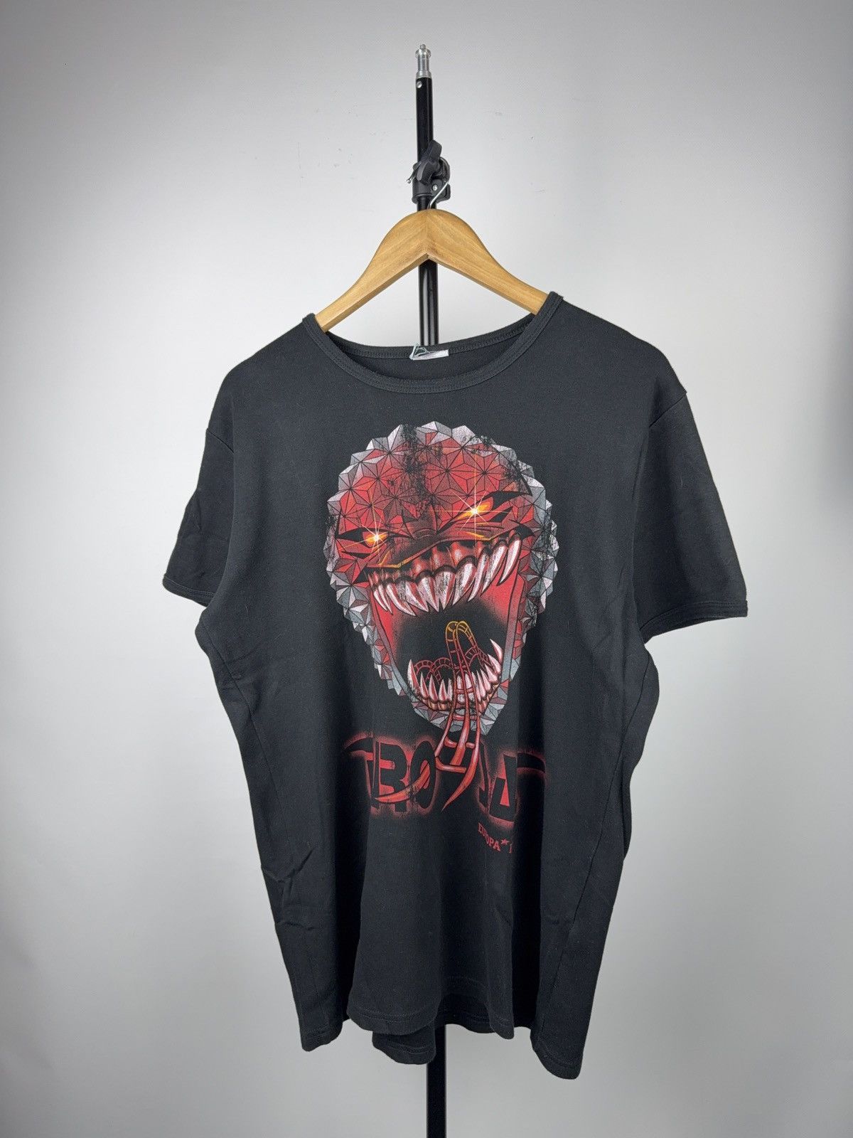 Band Tees 00s Crazy Euro Mir Europa Park Demon Roller Coaster T-Shirt Size US L / EU 52-54 / 3 - 1 Thumbnail
