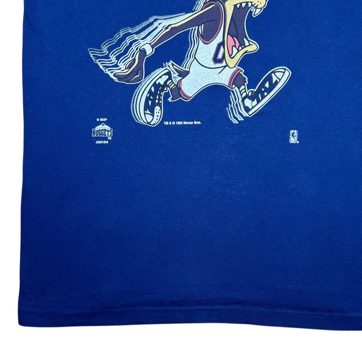NBA Vintage 1994 NBA Denver Nuggets Taz Looney Tunes T-Shirt Size US XL / EU 56 / 4 - 8 Thumbnail
