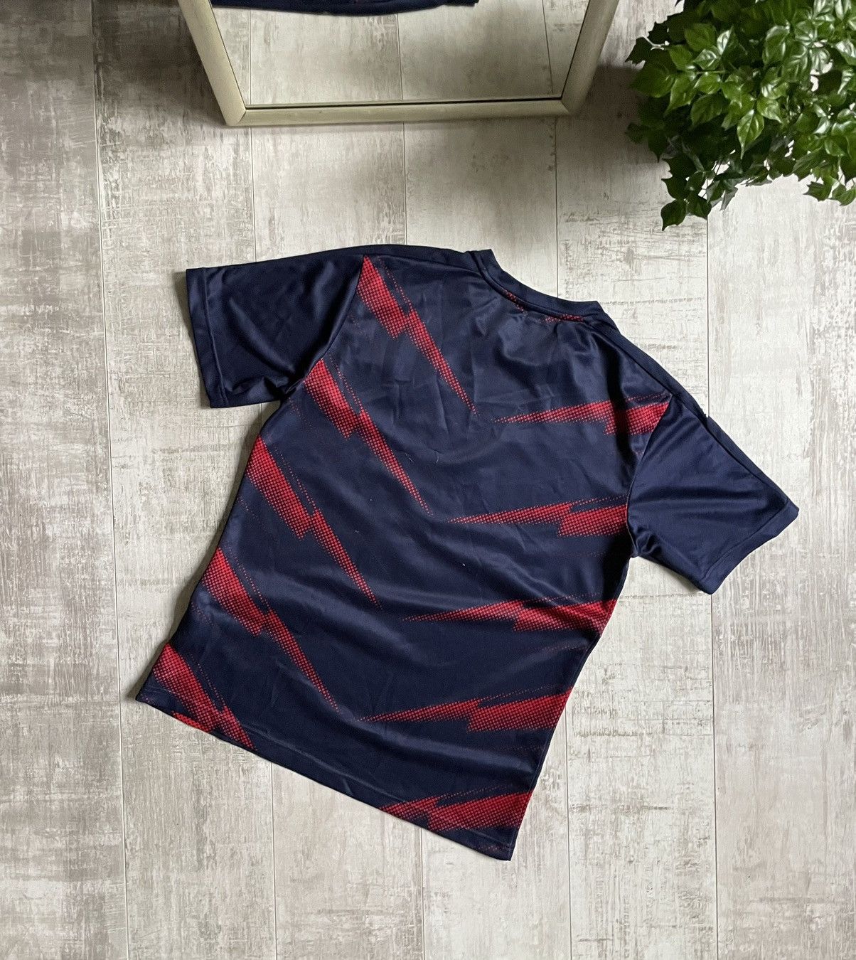Puma Puma Arsenal 2016/2017 Away Football Shirt Soccer Jersey Size US L / EU 52-54 / 3 - 7 Thumbnail