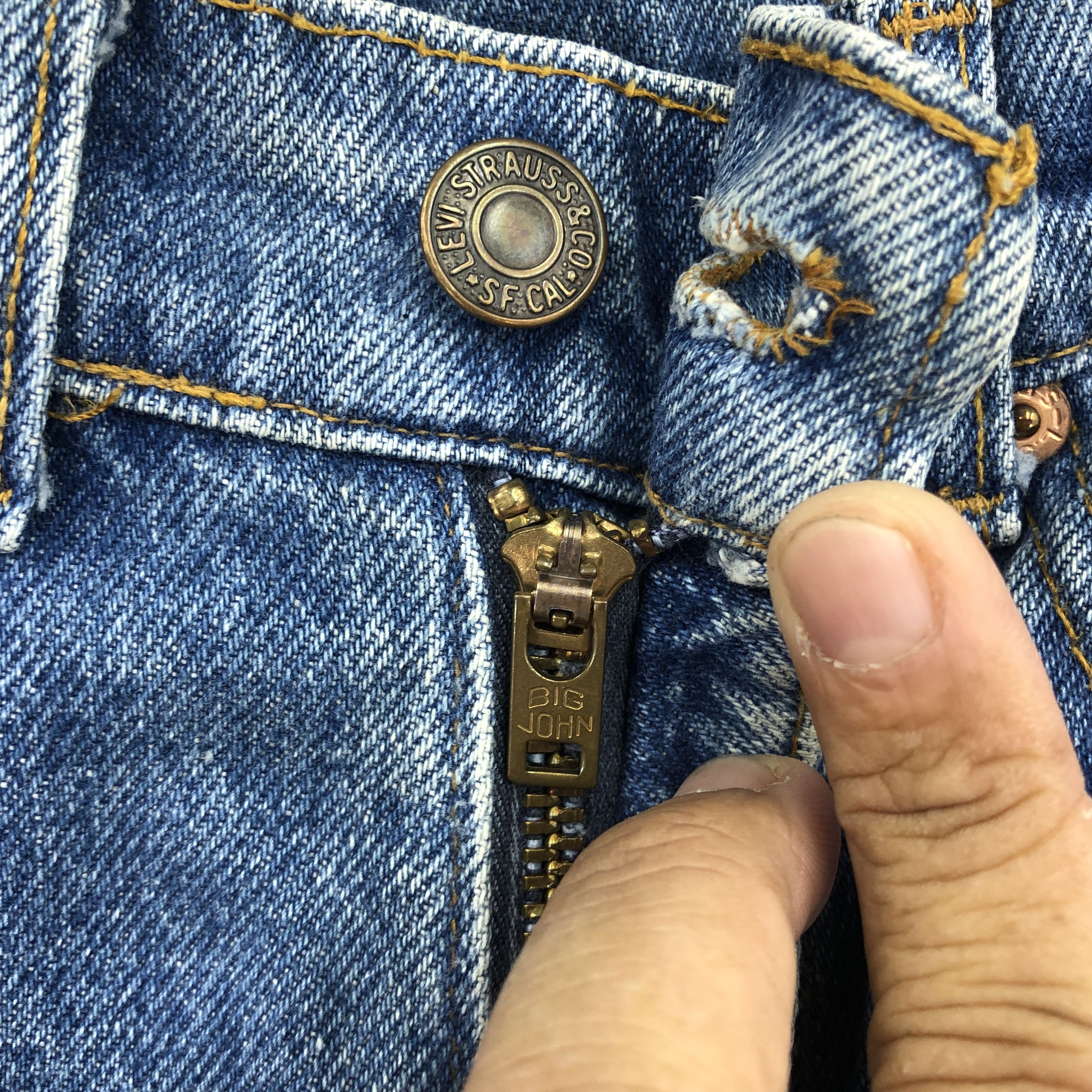 Levi's Vintage Levis Stone Wash Jeans Levi's Faded Stonewash Denim Size 24" / US 00 / IT 34 - 6 Thumbnail
