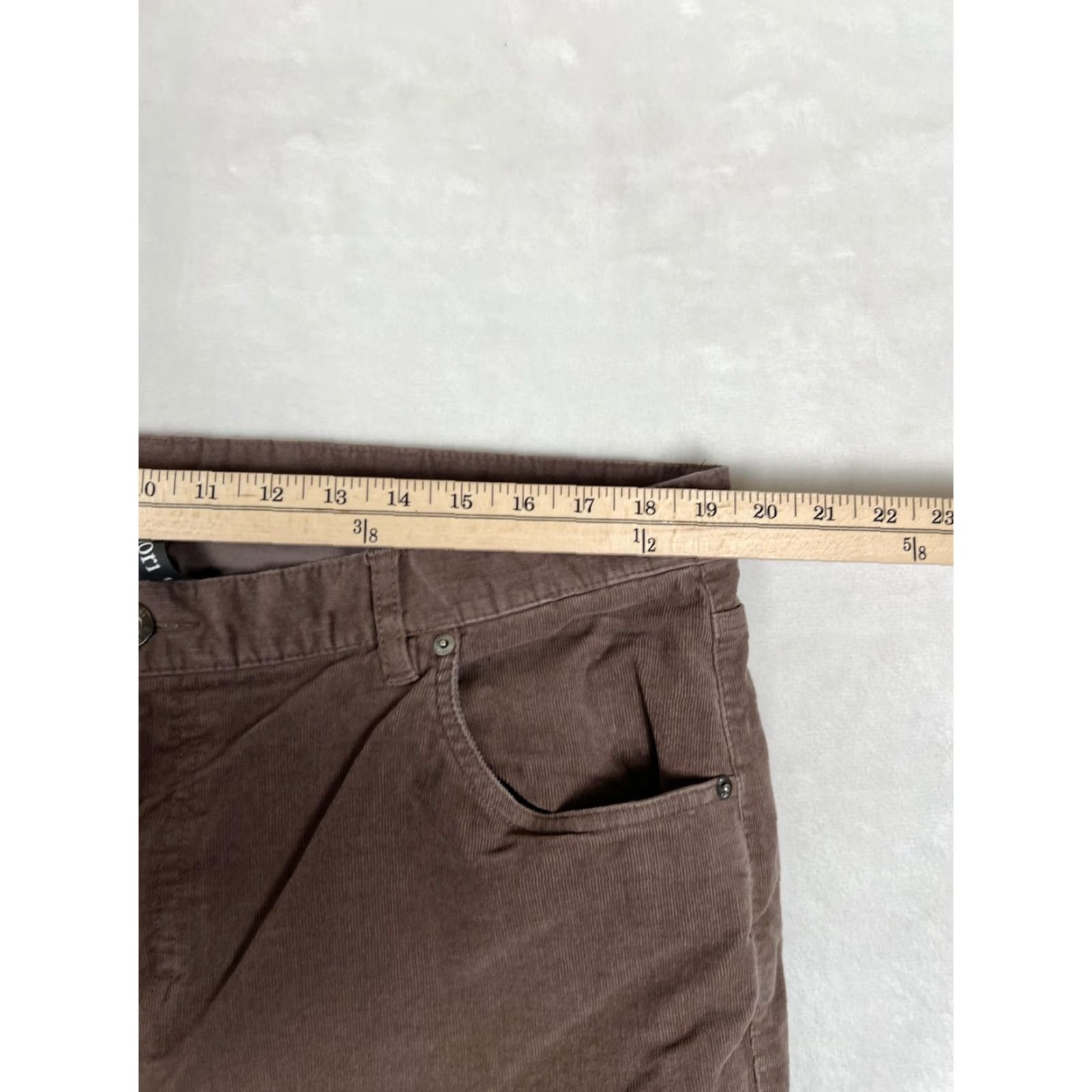 Vuori Vuori Pants Mens 38x30 Brown Corduroy Stretch Chino Straight Leg Regular Casual Pockets Zip Front Flat Front 5-Pocket Mens Size US 38 / EU 54 - 3 Thumbnail