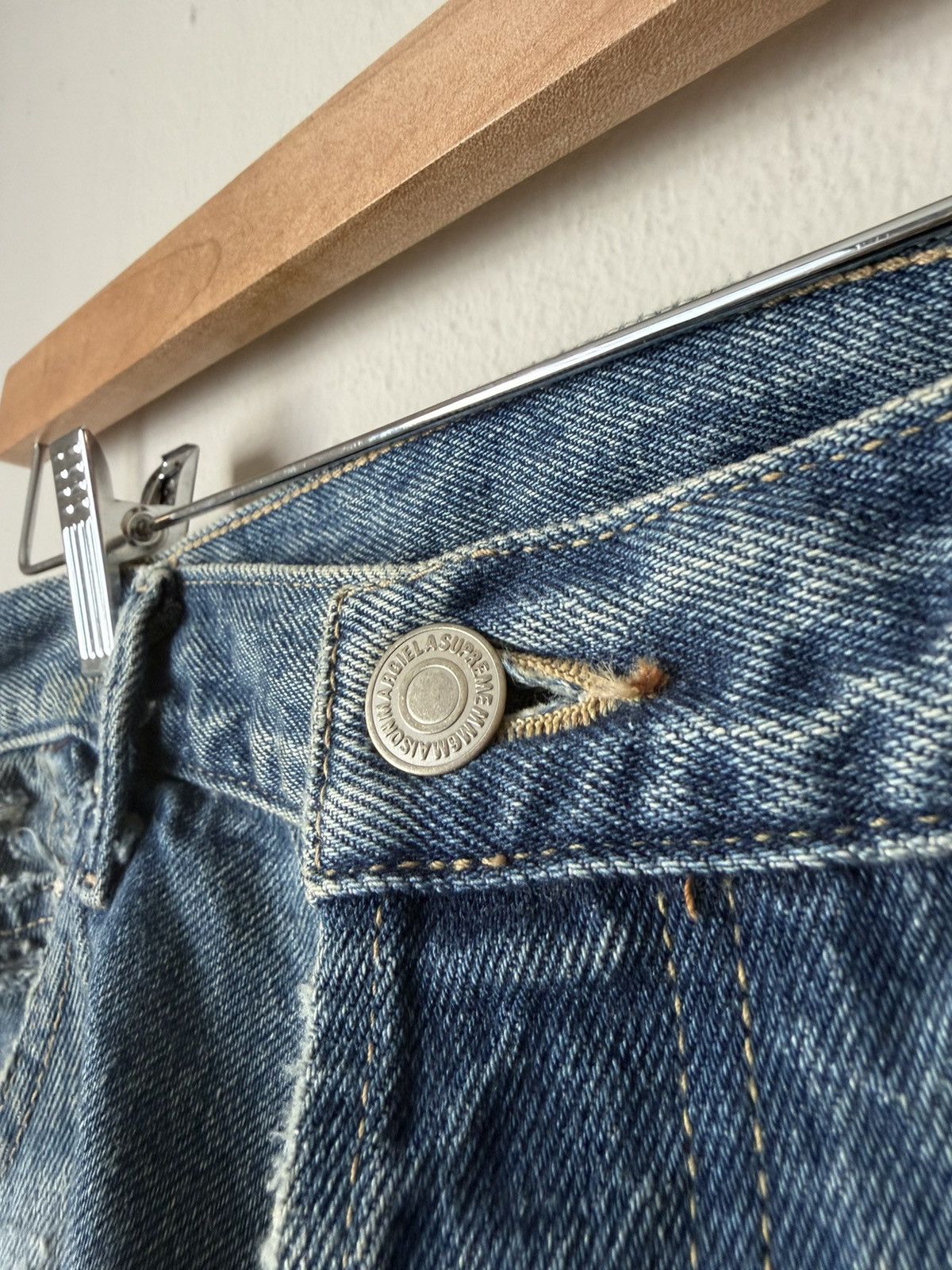 Maison Margiela × Supreme Supreme SS26 MM6 Maison Margiela Selvedge Jean Size 34 Size US 34 / EU 50 - 4 Thumbnail