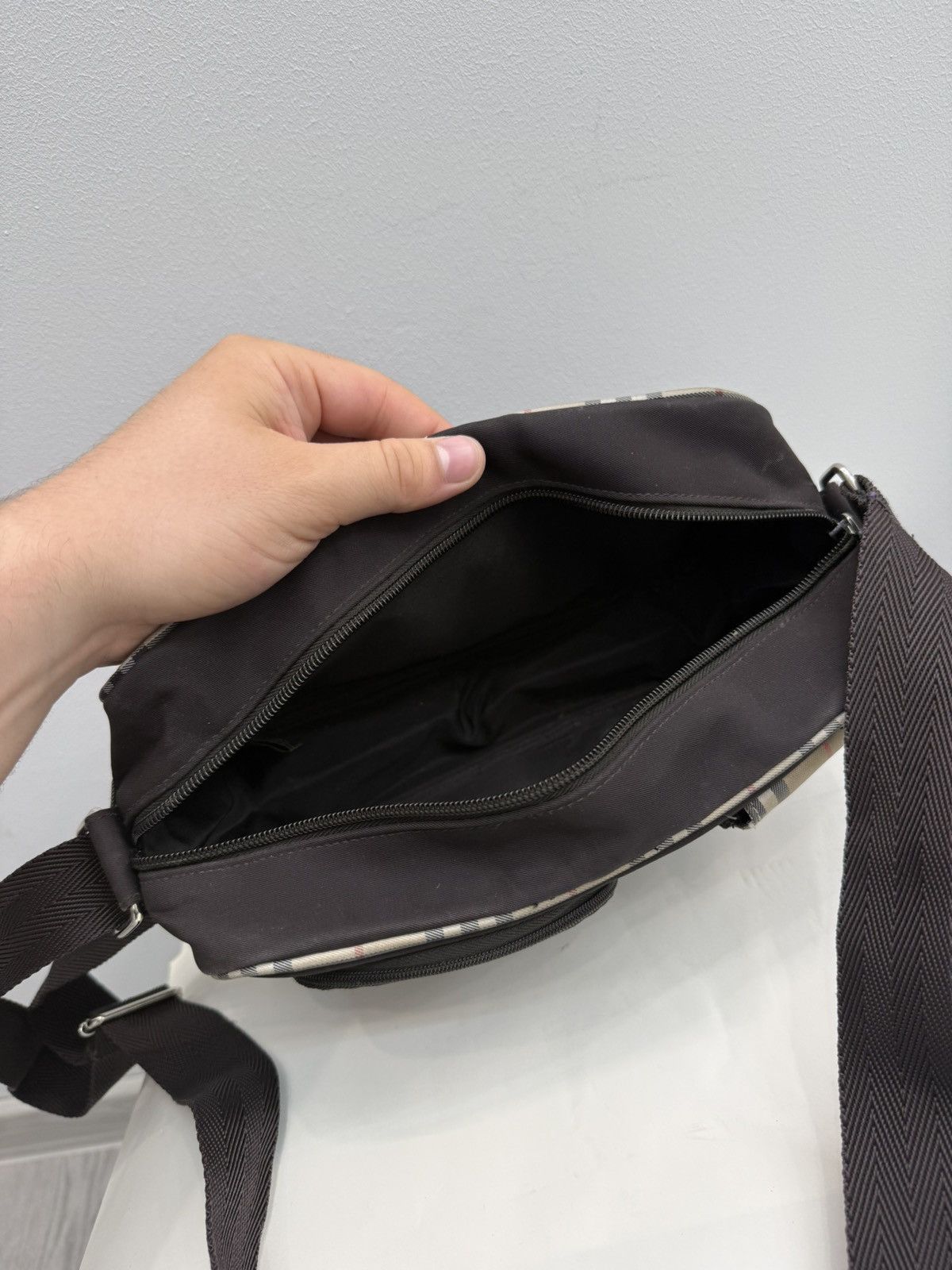 Burberry Burberry Fragnance nova check shoulder/messenger bag Size ONE SIZE - 8 Thumbnail