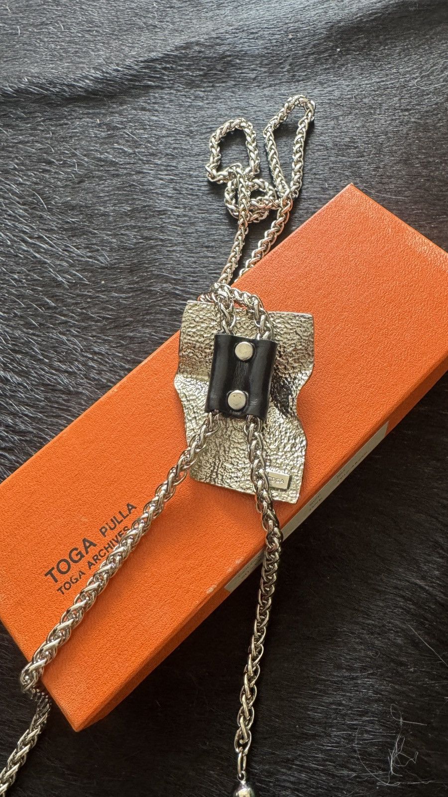 Toga Pulla Toga Pulla Metal motif loop necktie necklace Size ONE SIZE - 2 Thumbnail