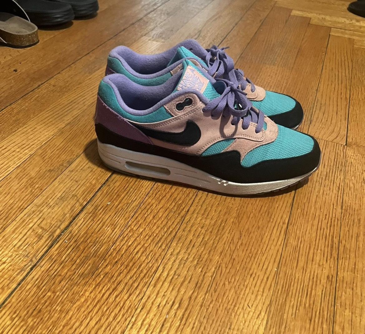 Nike Air Max 1 “Have A Nike Day” Size US 9.5 / EU 42-43 - 1 Thumbnail