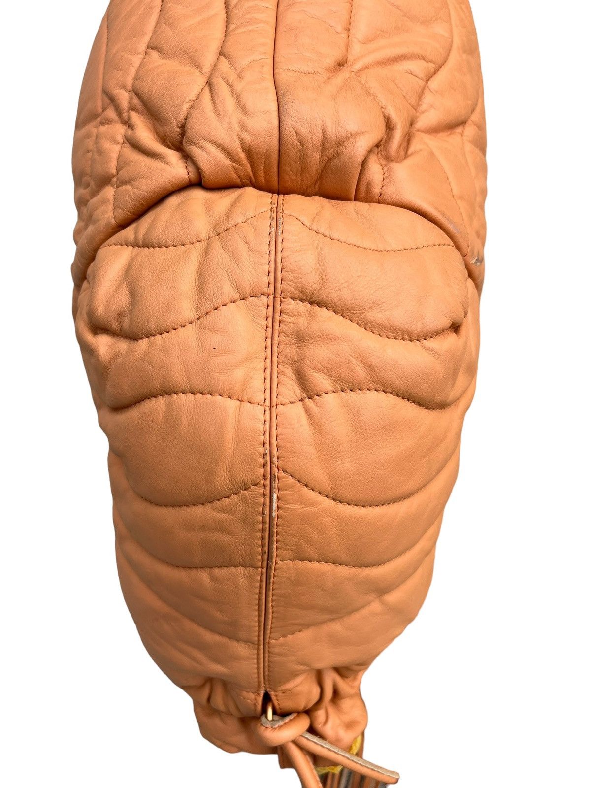 Japanese Brand × Leather Hyde Sacha Knight Quilt Puffer Large Leather Bag Size ONE SIZE - 13 Thumbnail