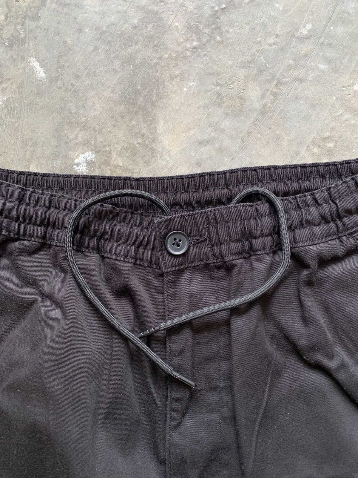 GU × Japanese Brand × Yohji Yamamoto Gu Super Wide Yohji Yamamoto Style Cargo Pants Size US 30 / EU 46 - 5 Thumbnail