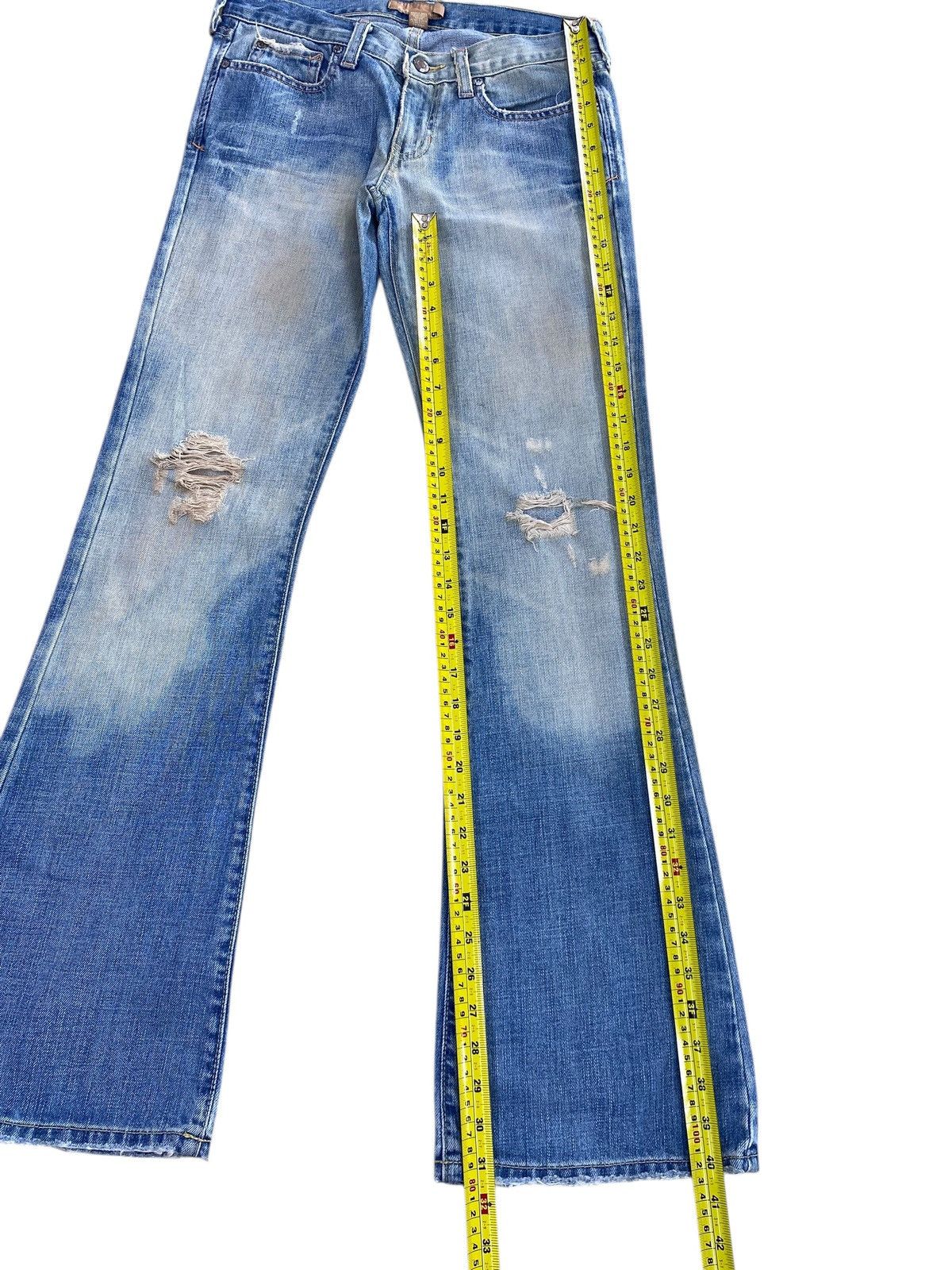 Abercrombie & Fitch Abercrombie & Fitch Mud Wash Style Flare Leg Jeans Size US 30 / EU 46 - 8 Thumbnail