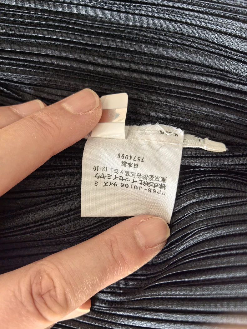 Issey Miyake Issey Miyake size:3 Black pleated coat Size M / US 6-8 / IT 42-44 - 5 Thumbnail