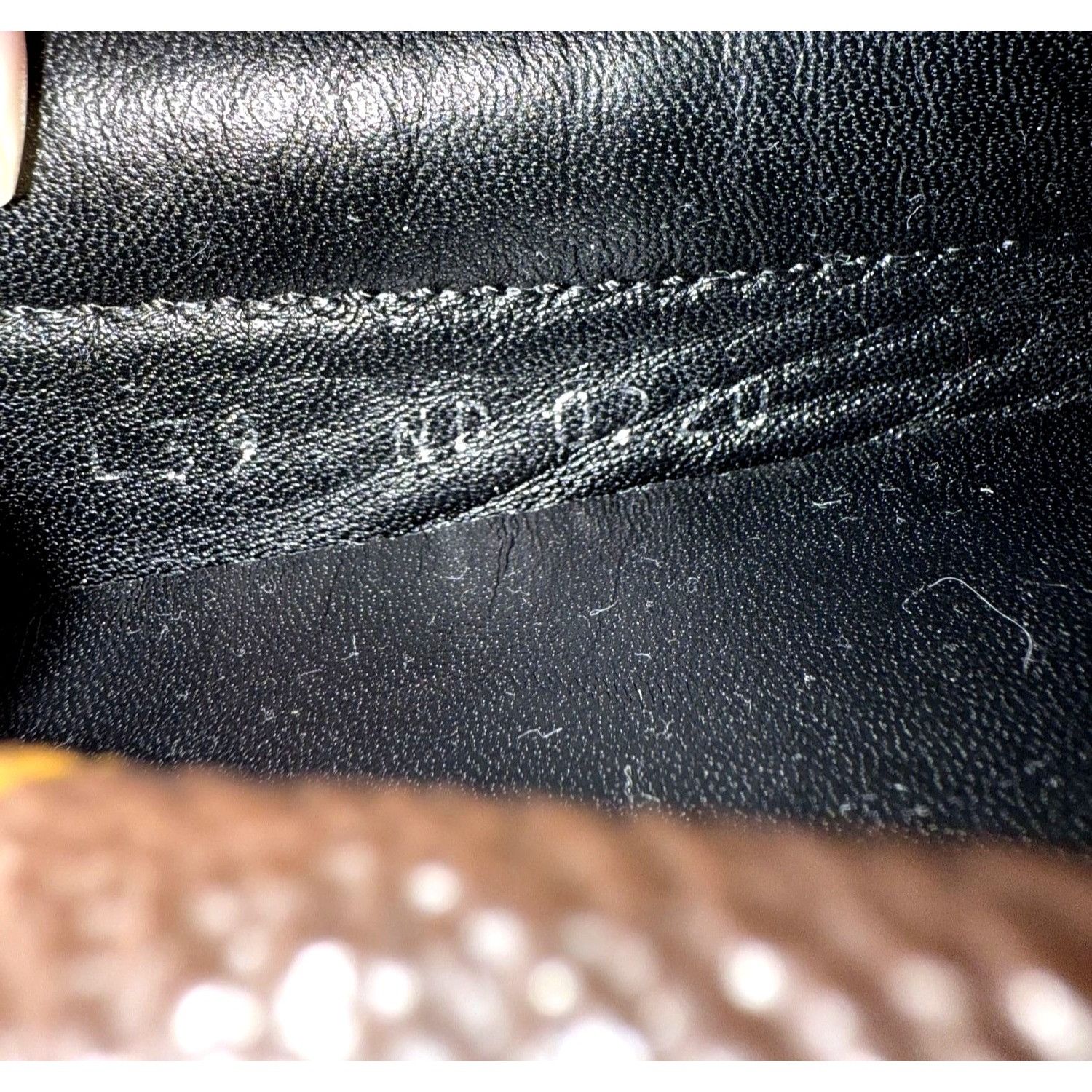 Louis Vuitton Louis Vuitton Monogram Leather Loafers With Gold-Tone Accent Size US 9 / IT 39 - 7 Thumbnail