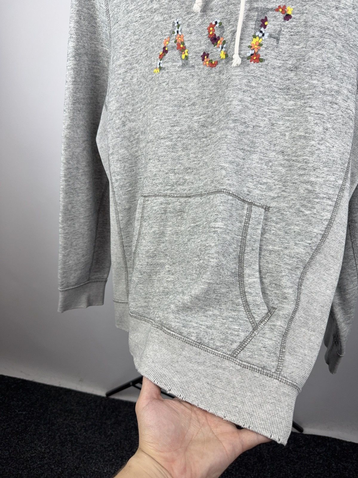 Abercrombie & Fitch × Vintage Abercrombie Fitch Floral Logo Hoodie Embroidered A&F Vintage Size US M / EU 48-50 / 2 - 4 Thumbnail