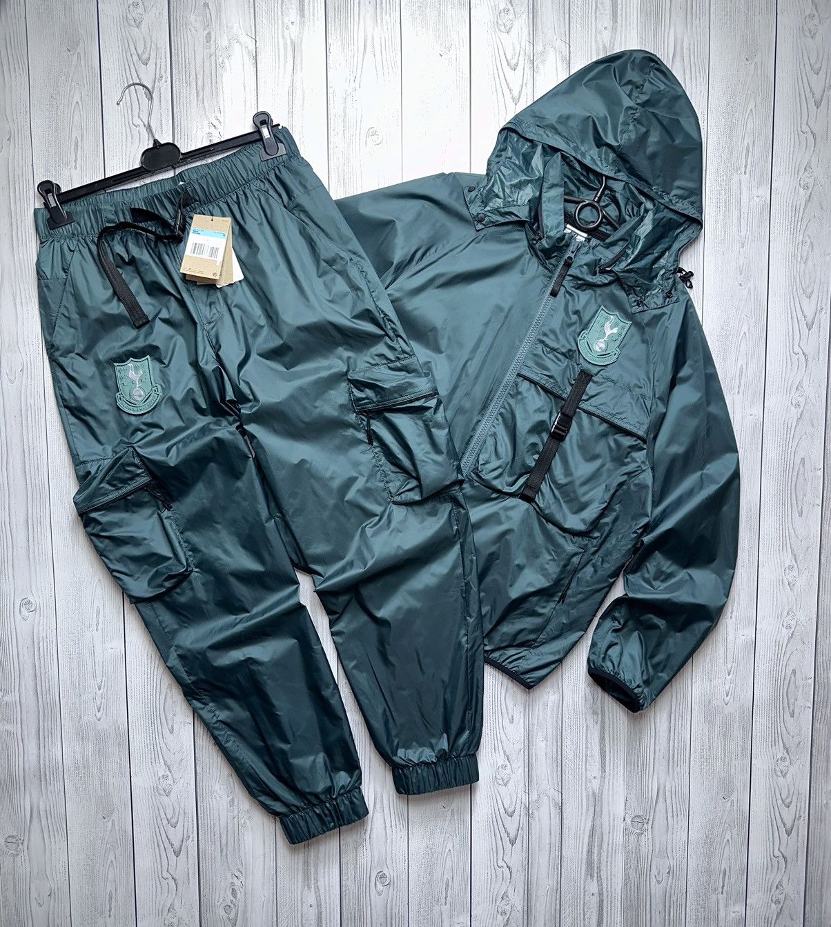 Nike Nike tech pack x Tottenham Spurs soccer tracksuit rare M Size US M / EU 48-50 / 2 - 4 Thumbnail