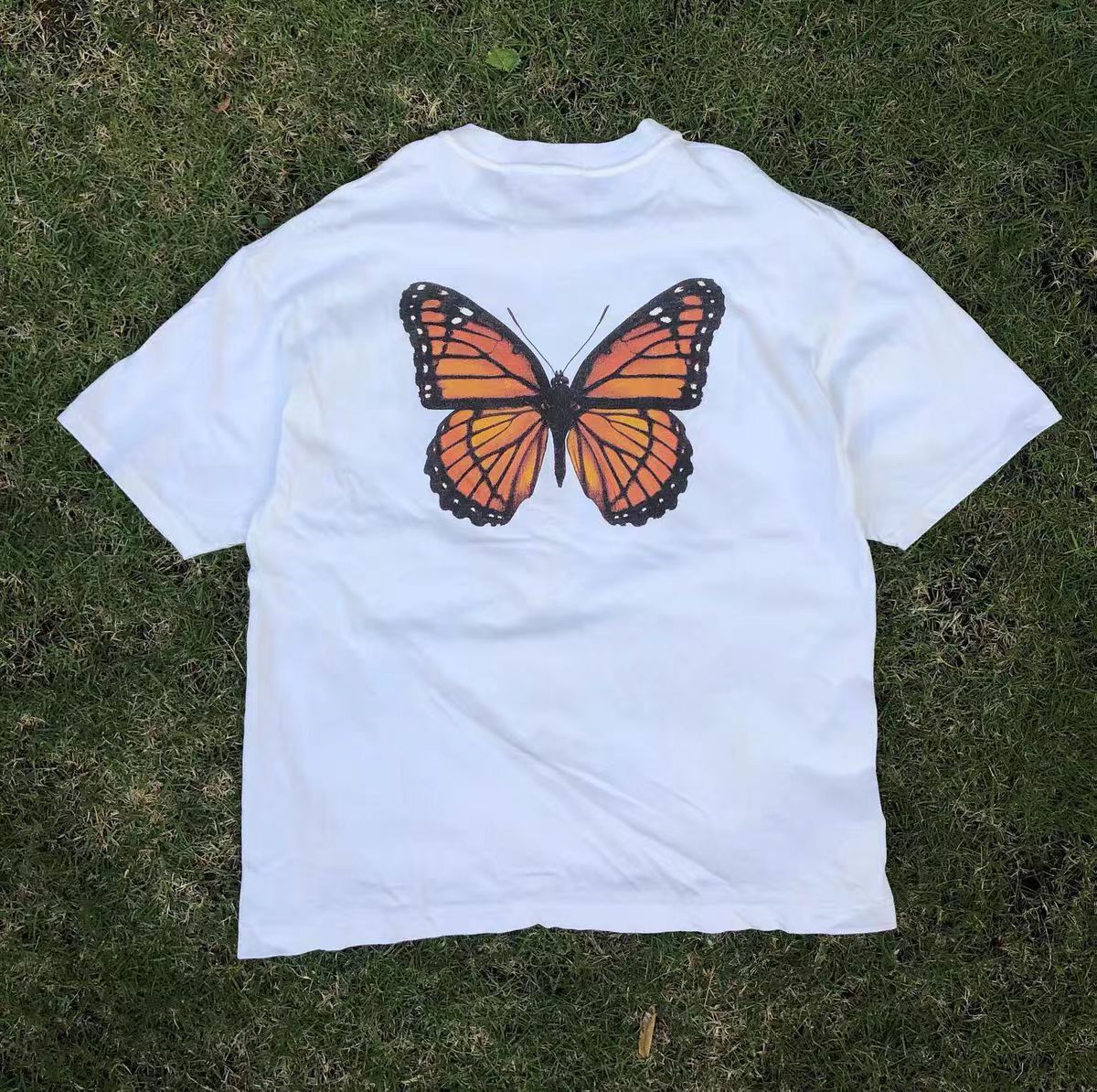 Japanese Brand × Vintage Butterfly pattern street loose retro t-shirt Size US M / EU 48-50 / 2 - 2 Thumbnail