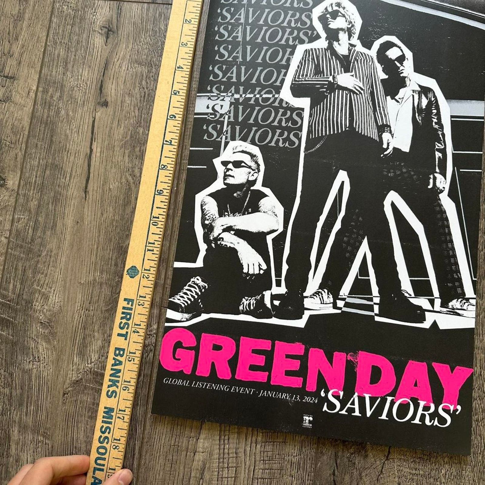 Band Tees Green Day Saviors Album Record Exclusive Music Promo Poster Size ONE SIZE - 5 Thumbnail