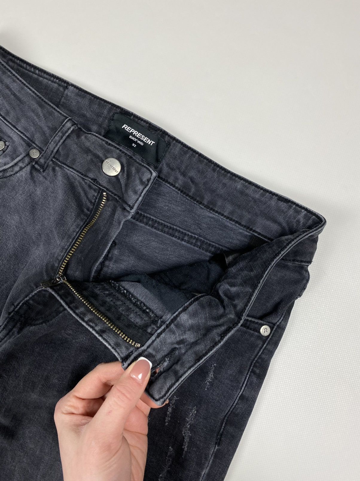 Represent Clo. Represent men’s Repaired Distressed Skinny Denim Jeans Size US 32 / EU 48 - 13 Thumbnail