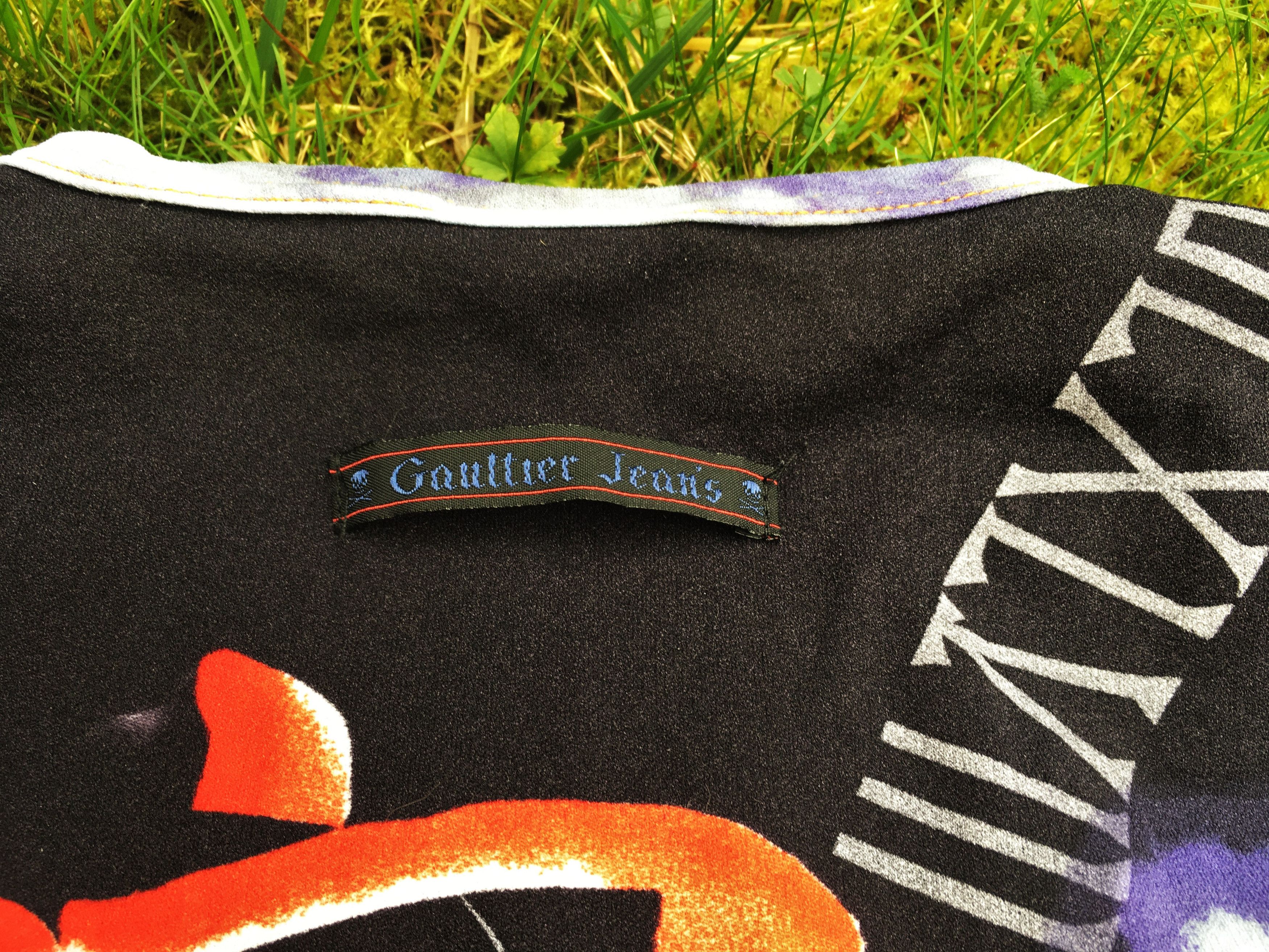 Jean Paul Gaultier Jean Paul Gaultier 1997 Fashion Culture Japanese T-shirt Top Size M / US 6-8 / IT 42-44 - 9 Thumbnail