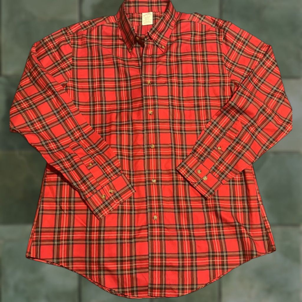 Brooks Brothers VINTAGE Brooks Brothers Regent Button-Up Red Plaid 100% Supima Cotton Sz Large Mens Size US L / EU 52-54 / 3 - 1 Thumbnail