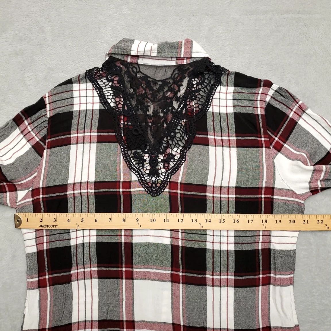 Vintage Keren Hart Blouse Womens M Maroon Plaid Lace Accent Button-Up Boho Western Shirt Size M / US 6-8 / IT 42-44 - 2 Thumbnail