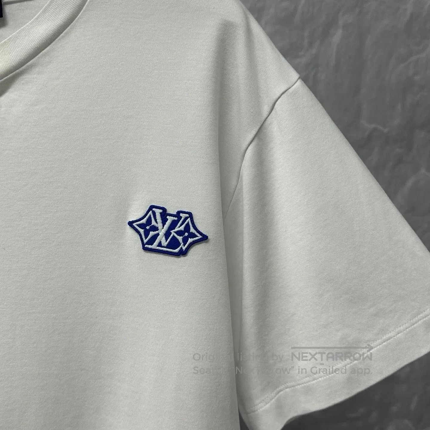 Louis Vuitton louis vuitton embroidered logo short sleeve t-shirt. Size US XL / EU 56 / 4 - 3 Thumbnail